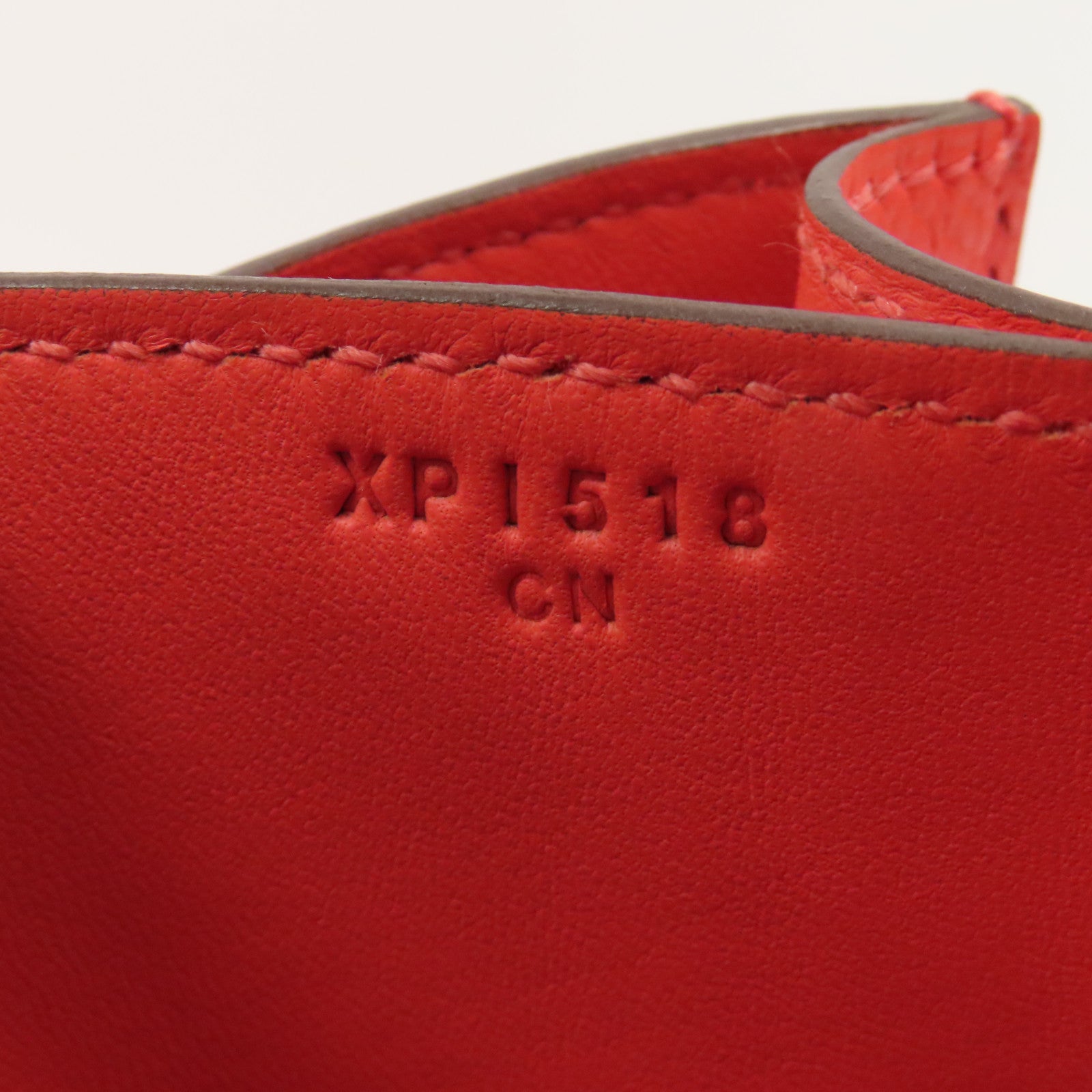 HERMES 【激減優惠】Epsom皮革Constance 24金扣肩背袋糖果紅色