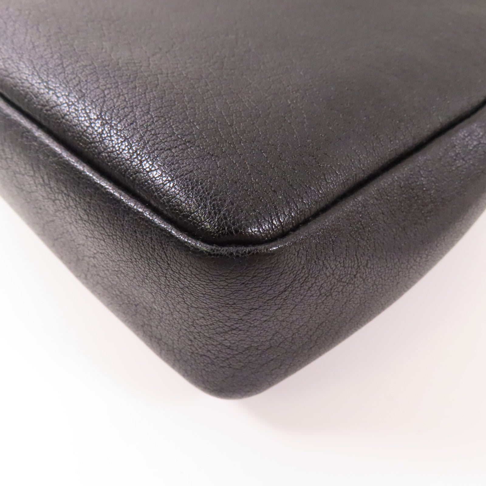 SAINT LAURENT 牛皮皮革Shoulder Bag銀扣肩背袋