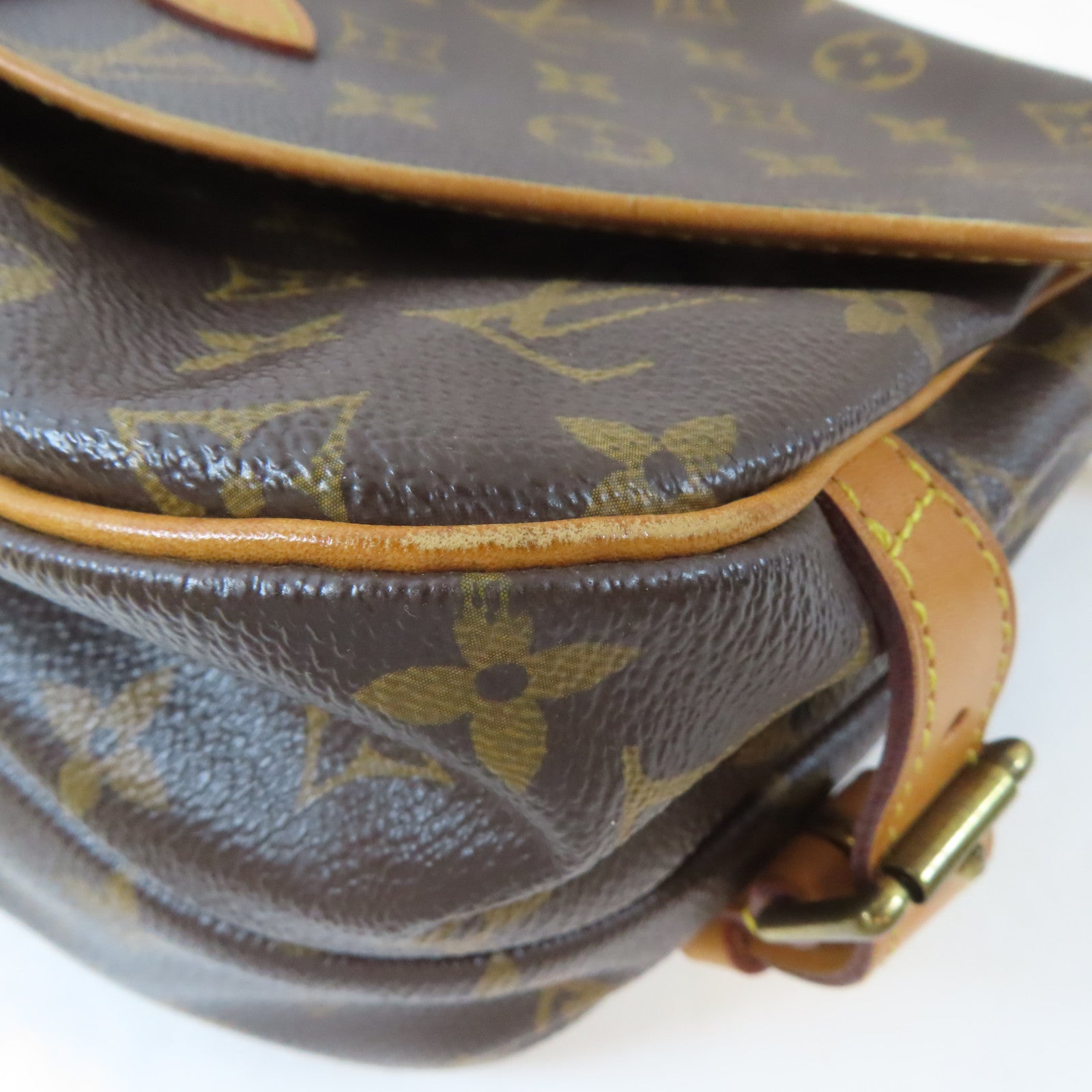 LOUIS VUITTON Monogram Saumur MM金扣肩背袋啡色