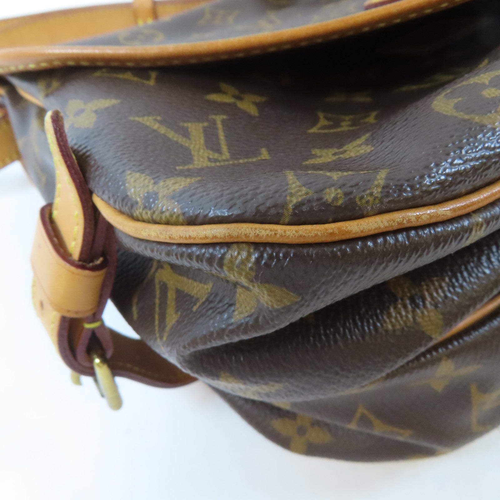 LOUIS VUITTON Monogram Saumur MM金扣肩背袋啡色