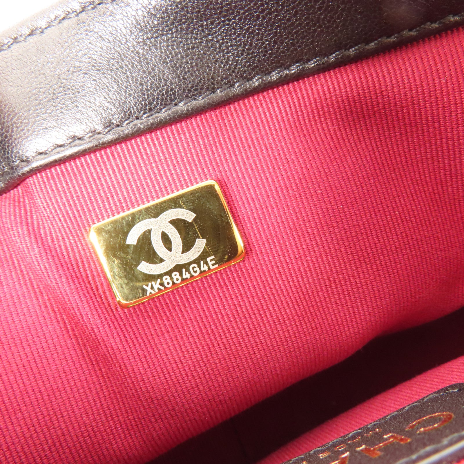 CHANEL 牛皮皮革Mini Chain Flap Bag金扣鏈帶肩背袋