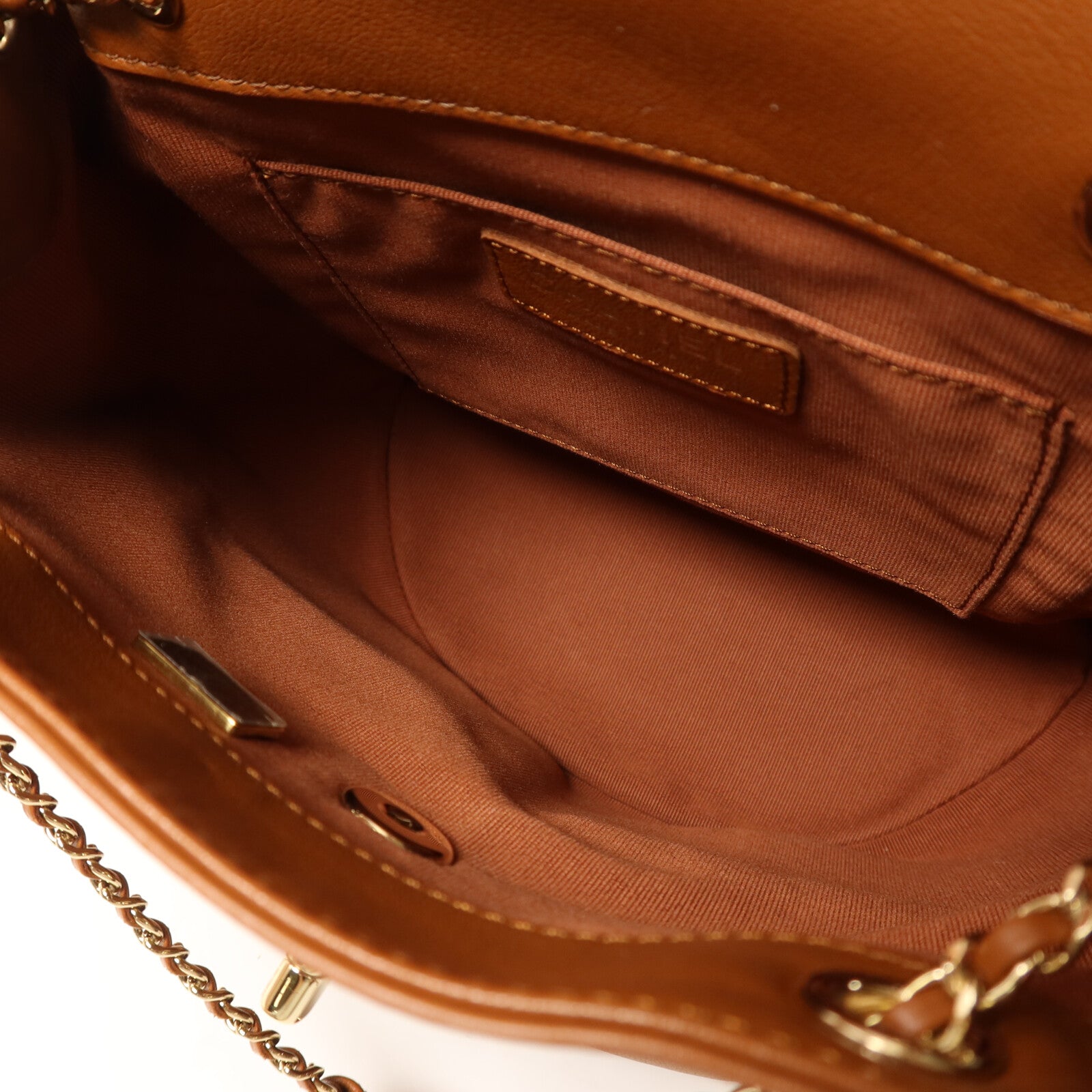 CHANEL 牛皮皮革Backpack金扣鏈帶背包