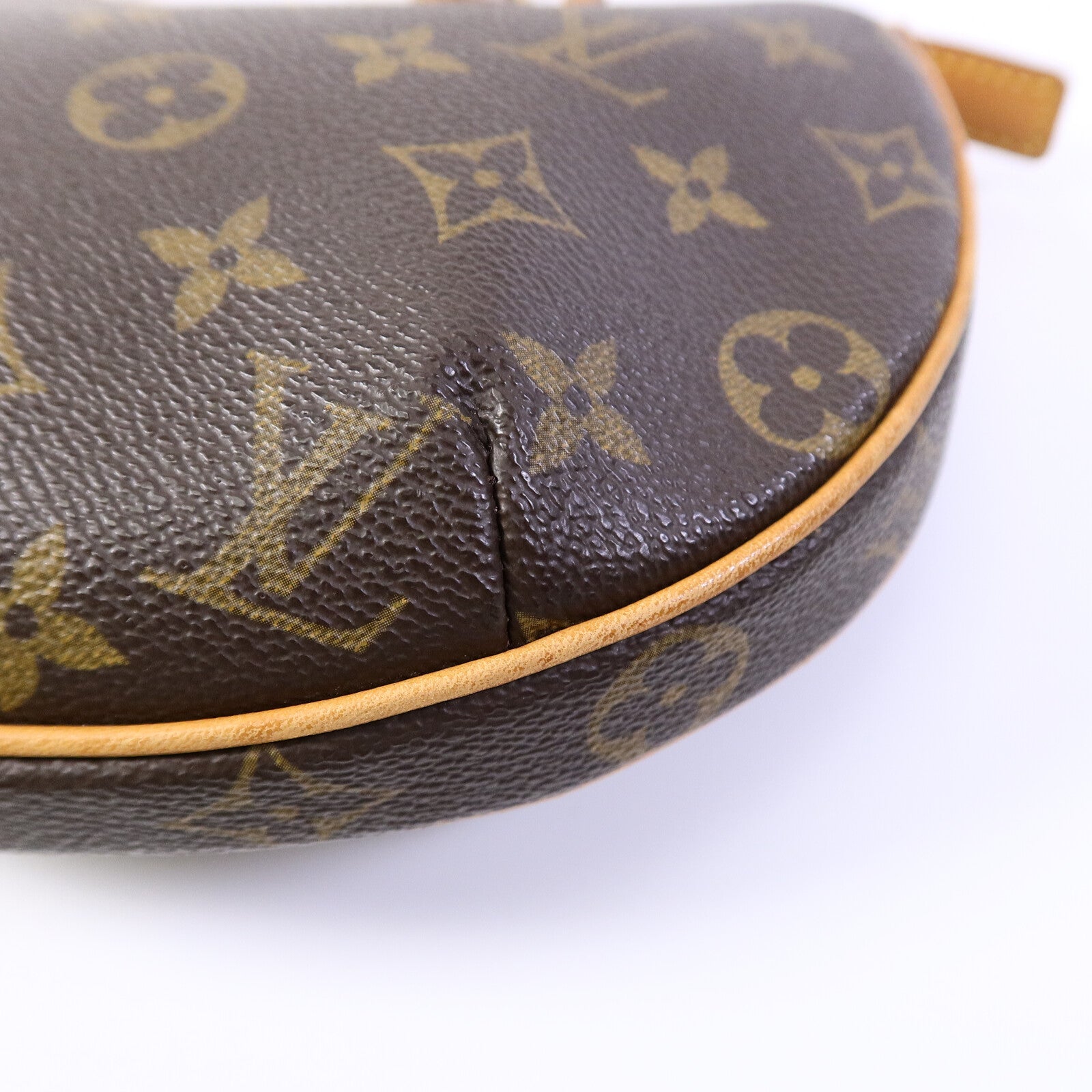LOUIS VUITTON Monogram Pochette Croissant金扣肩背袋棕色