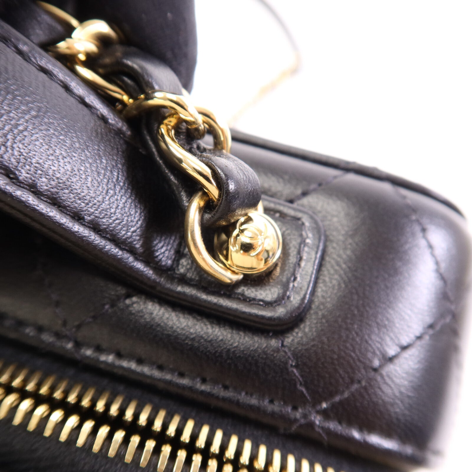 CHANEL 羊皮皮革Vanity Case金扣鏈帶手挽肩背兩用袋