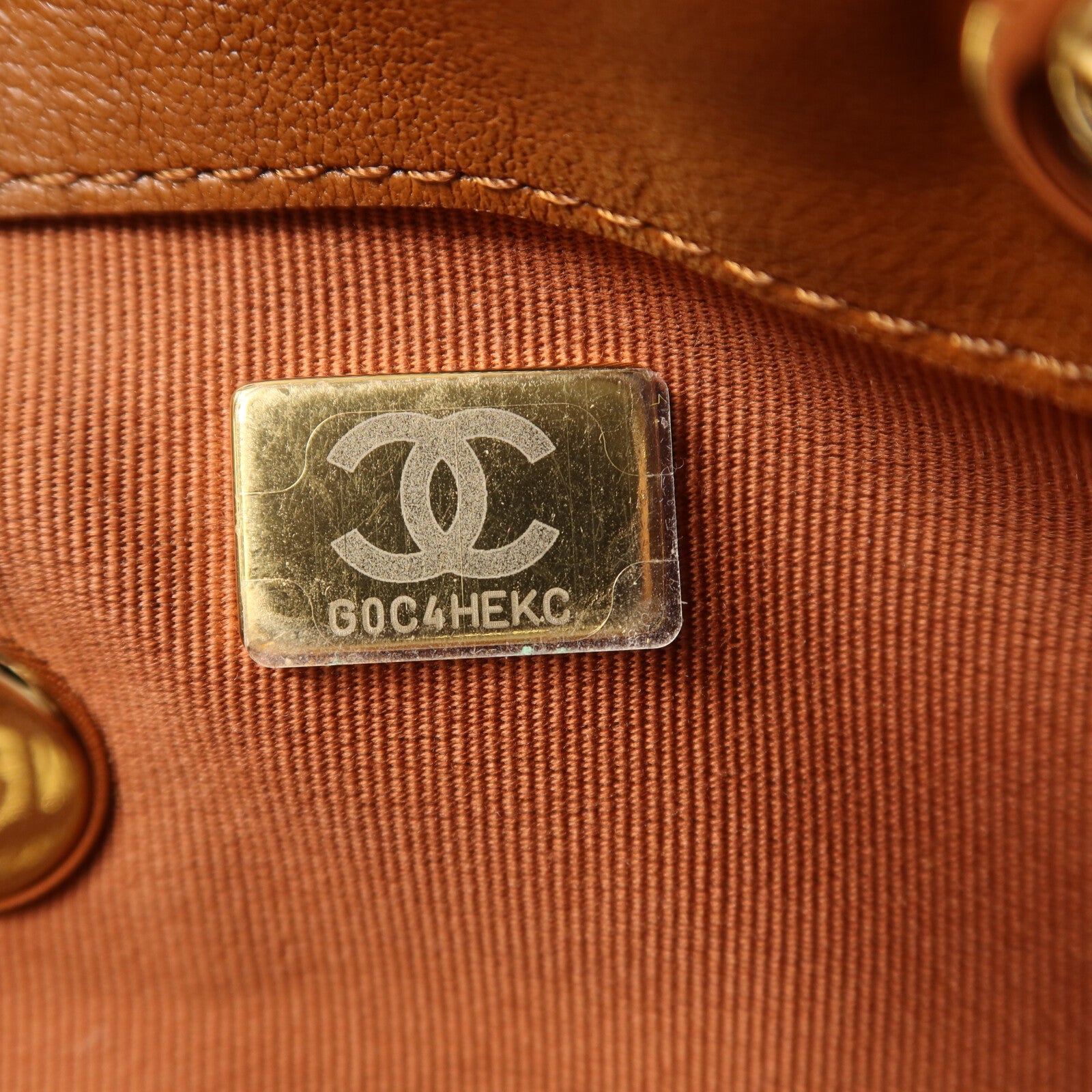 CHANEL 牛皮皮革Backpack金扣鏈帶背包