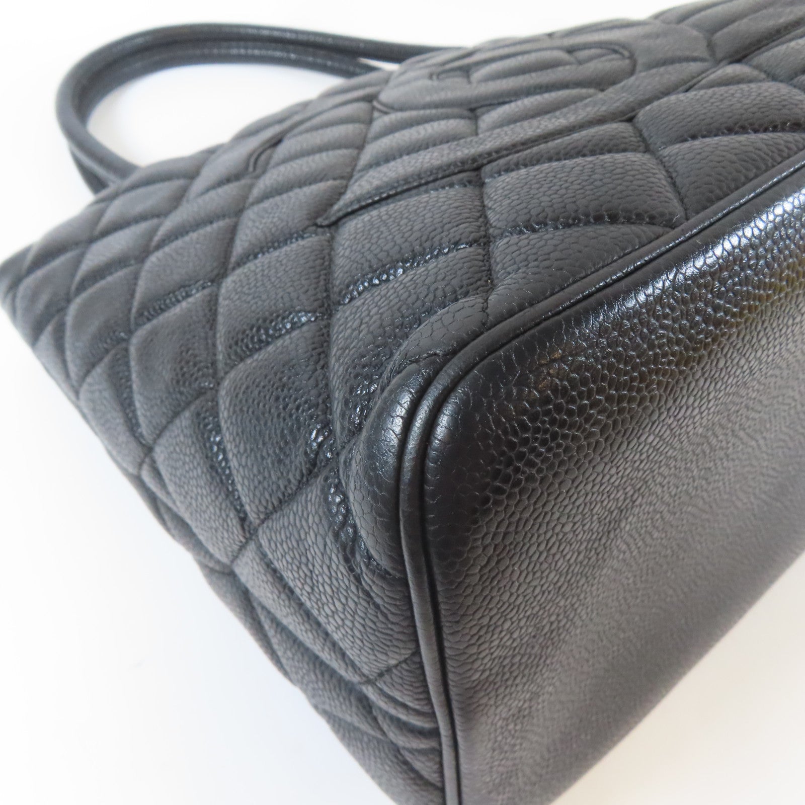 CHANEL 【激減優惠】菱格Caviar皮革Shoulder Bag銀扣肩背袋黑色