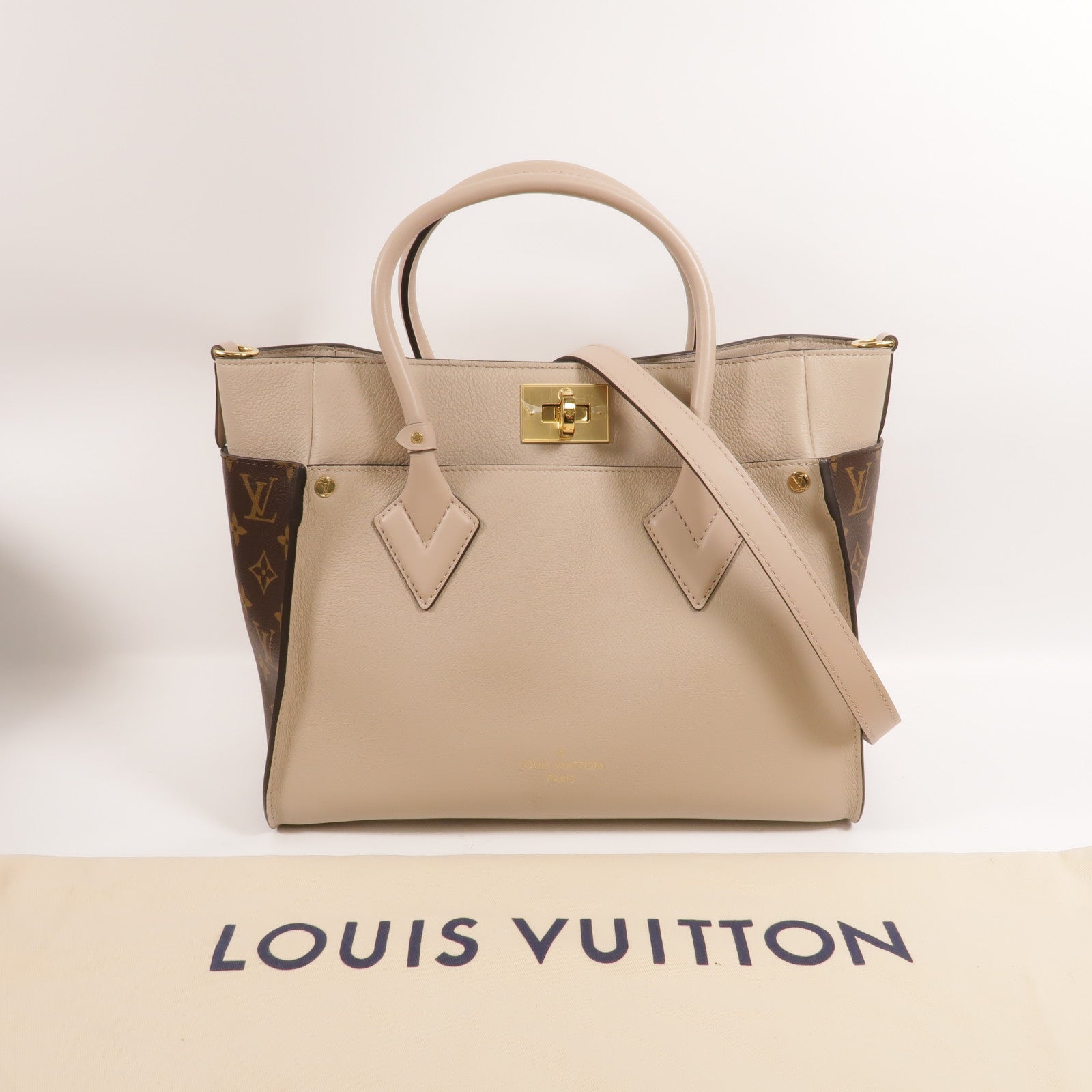 LOUIS VUITTON 牛皮皮革/Monogram On My Side PM手挽肩背兩用袋