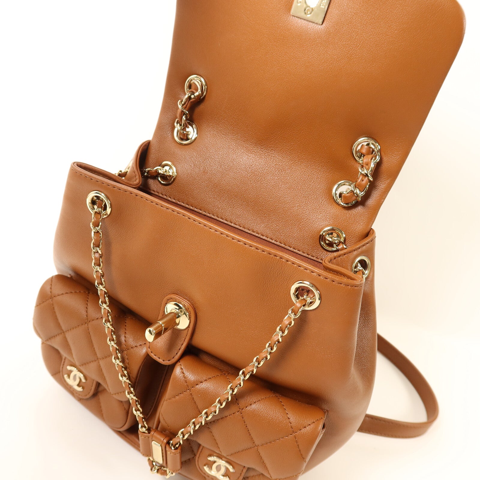 CHANEL 牛皮皮革Backpack金扣鏈帶背包