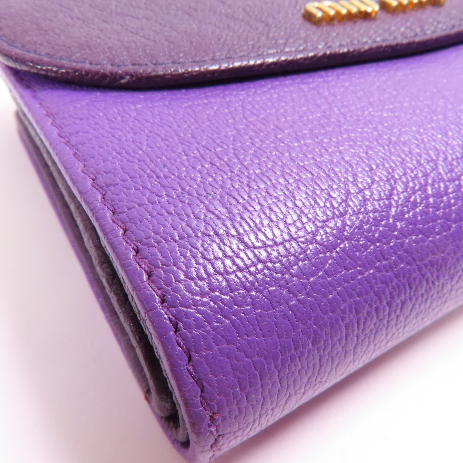 Miu Miu 牛皮皮革Wallet金扣錢包