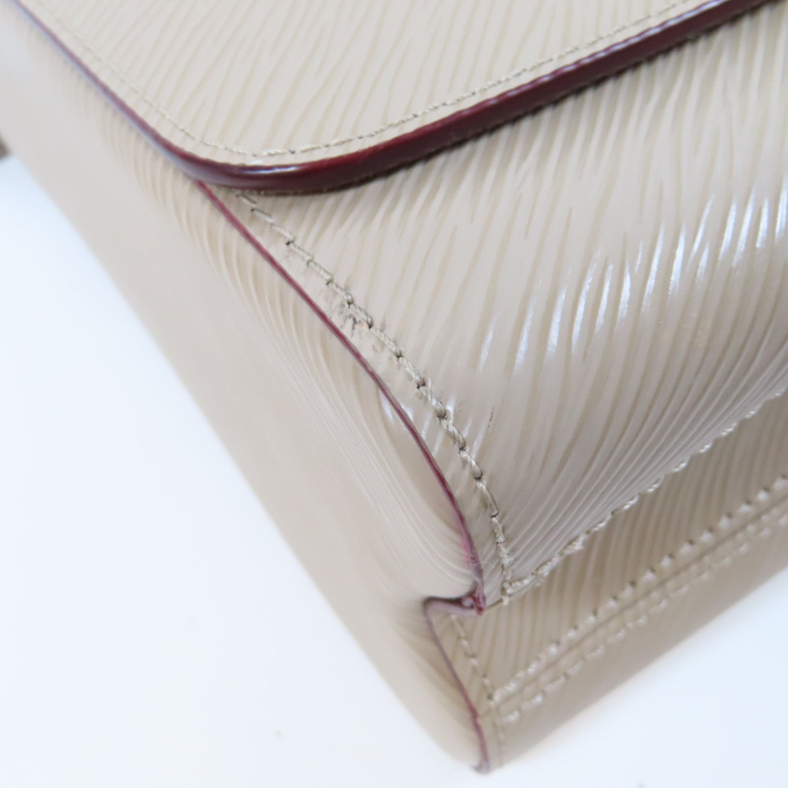 LOUIS VUITTON 【激減優惠】Epi皮革Twist MM金扣鏈帶肩背袋粉紅色