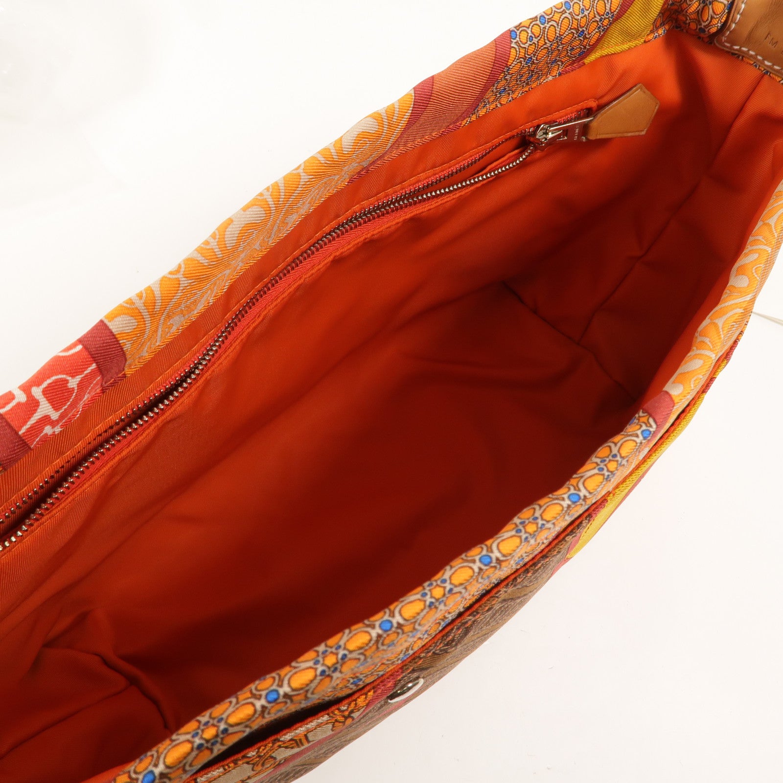 HERMES 絲質/Barenia皮革Fourbi 25 Pouch手拿包