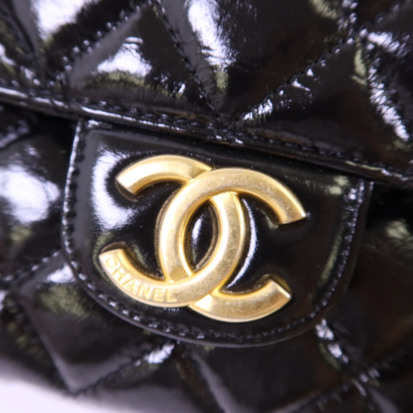 CHANEL 牛皮皮革Shiny Crumpled Hobo金扣鏈帶肩背袋