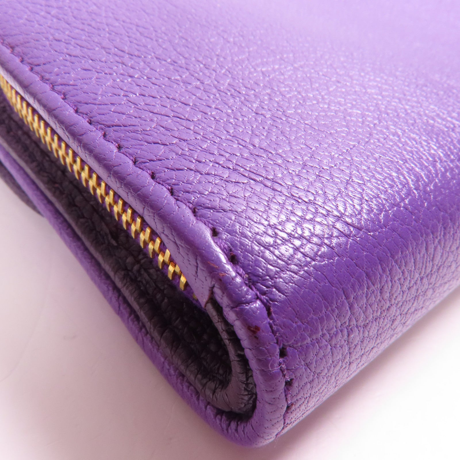 Miu Miu 牛皮皮革Wallet金扣錢包