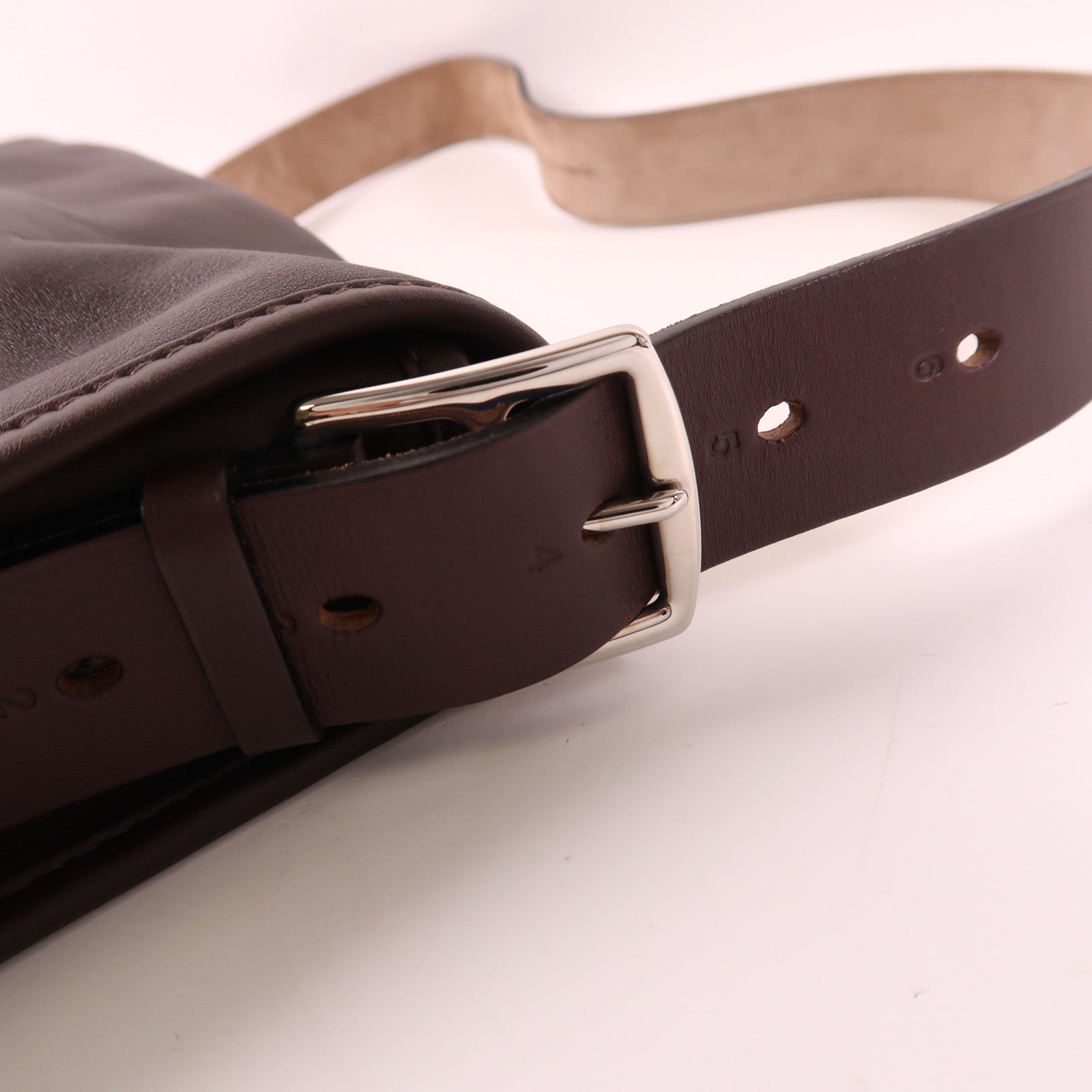 HERMES Swift皮革Barda 35銀扣肩背袋