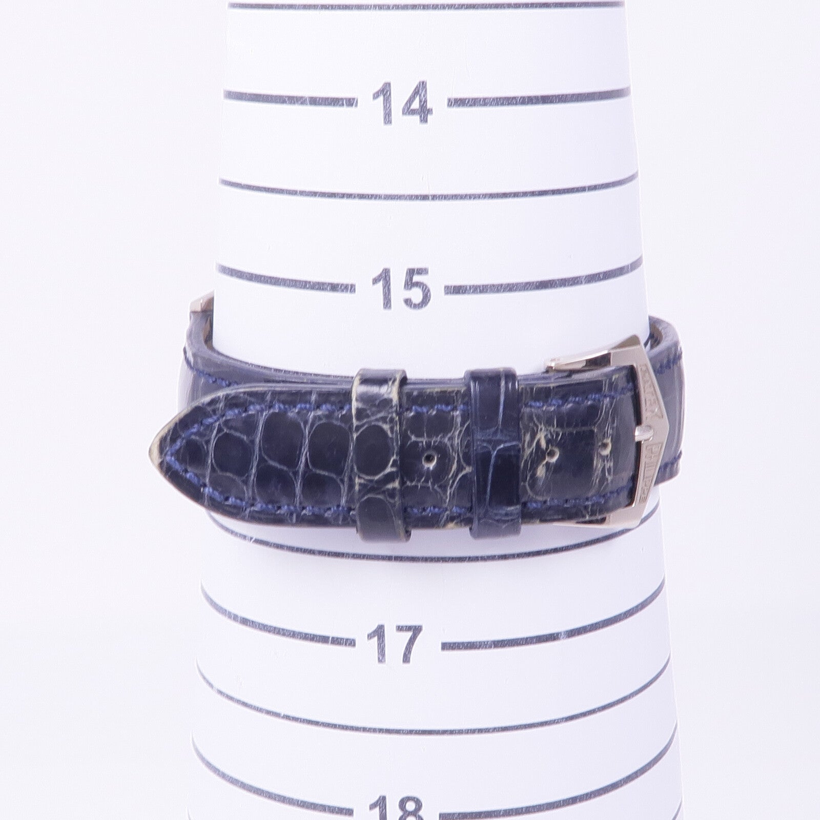 PATEK PHILIPPE Annual Calendar Regulator 5235G-001