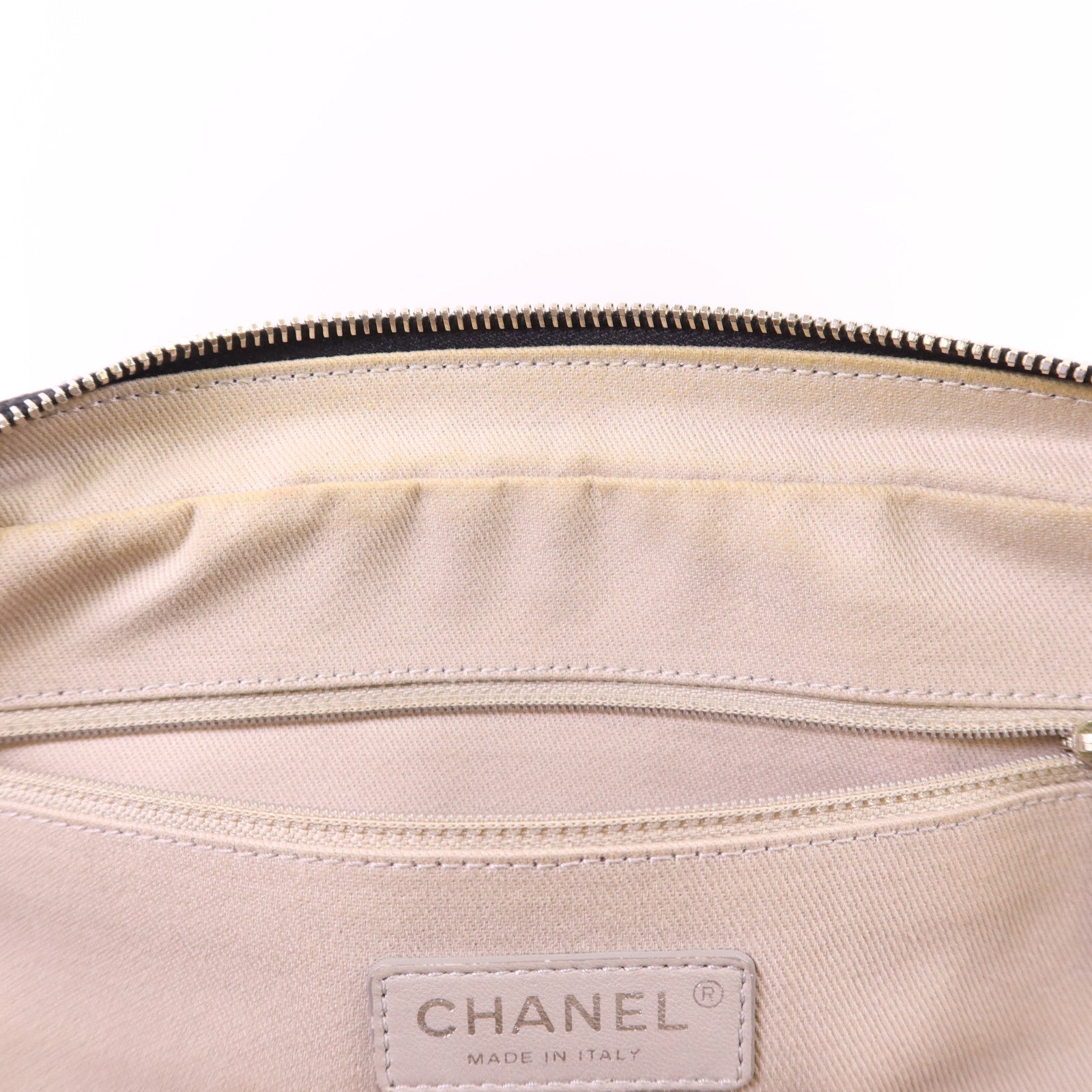 CHANEL 牛皮皮革Chain Shoulder Bag銀扣鏈帶肩背袋