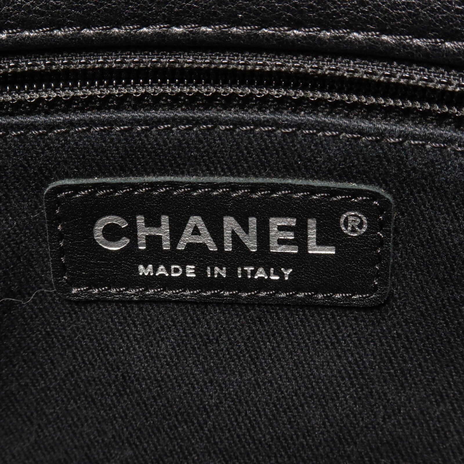 CHANEL 牛皮皮革Chain Shoulder鏈帶肩背袋