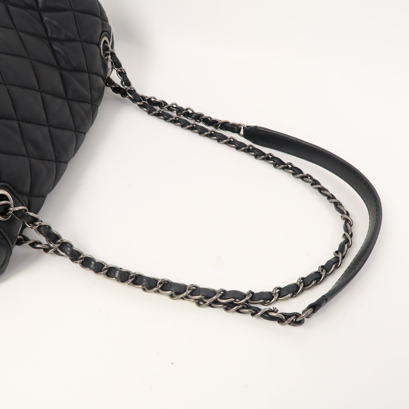 CHANEL 菱格羊皮皮革Chain Shoulder銀扣鏈帶肩背袋黑色