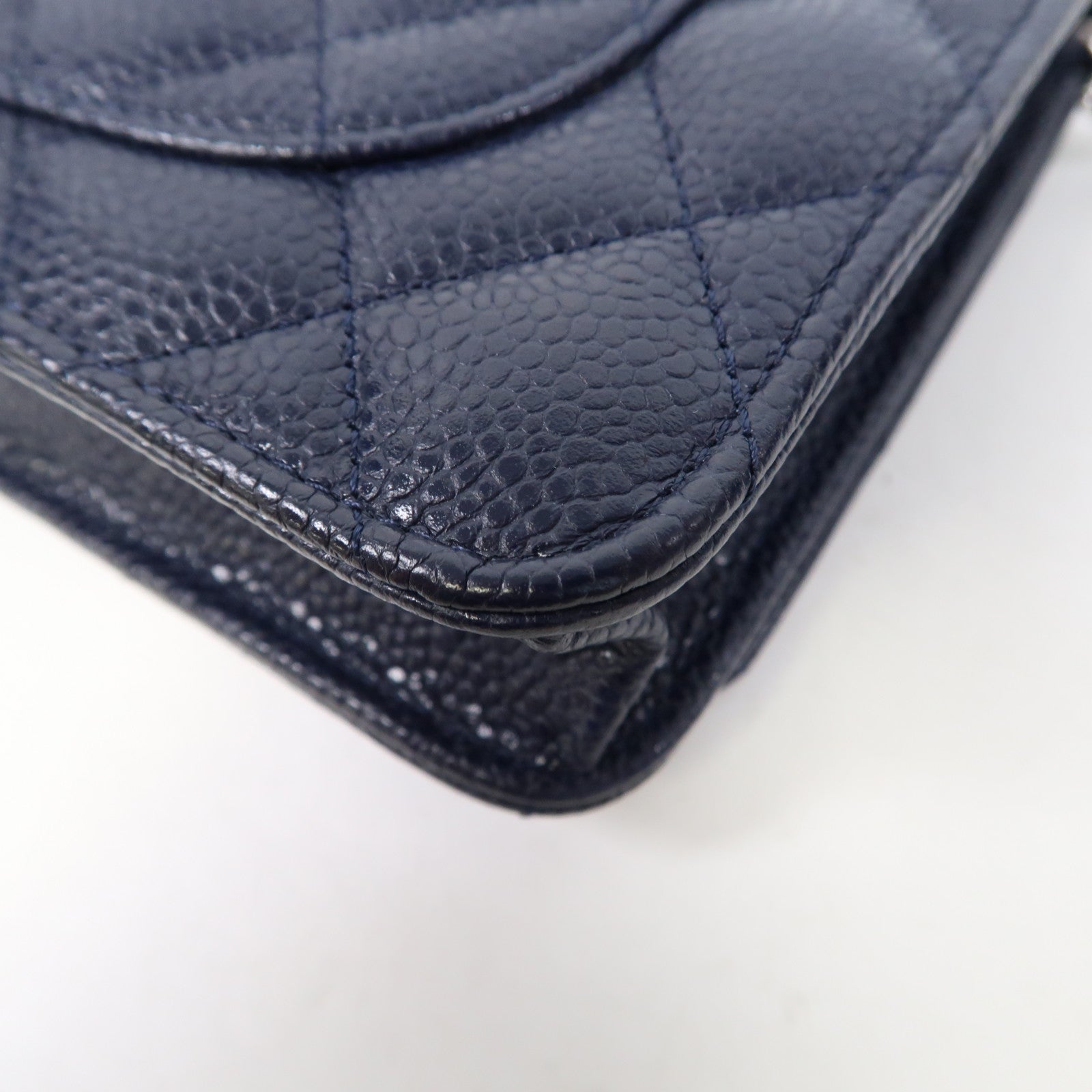 CHANEL 菱格Caviar皮革Wallet On Chain銀扣鏈帶肩背袋深藍色