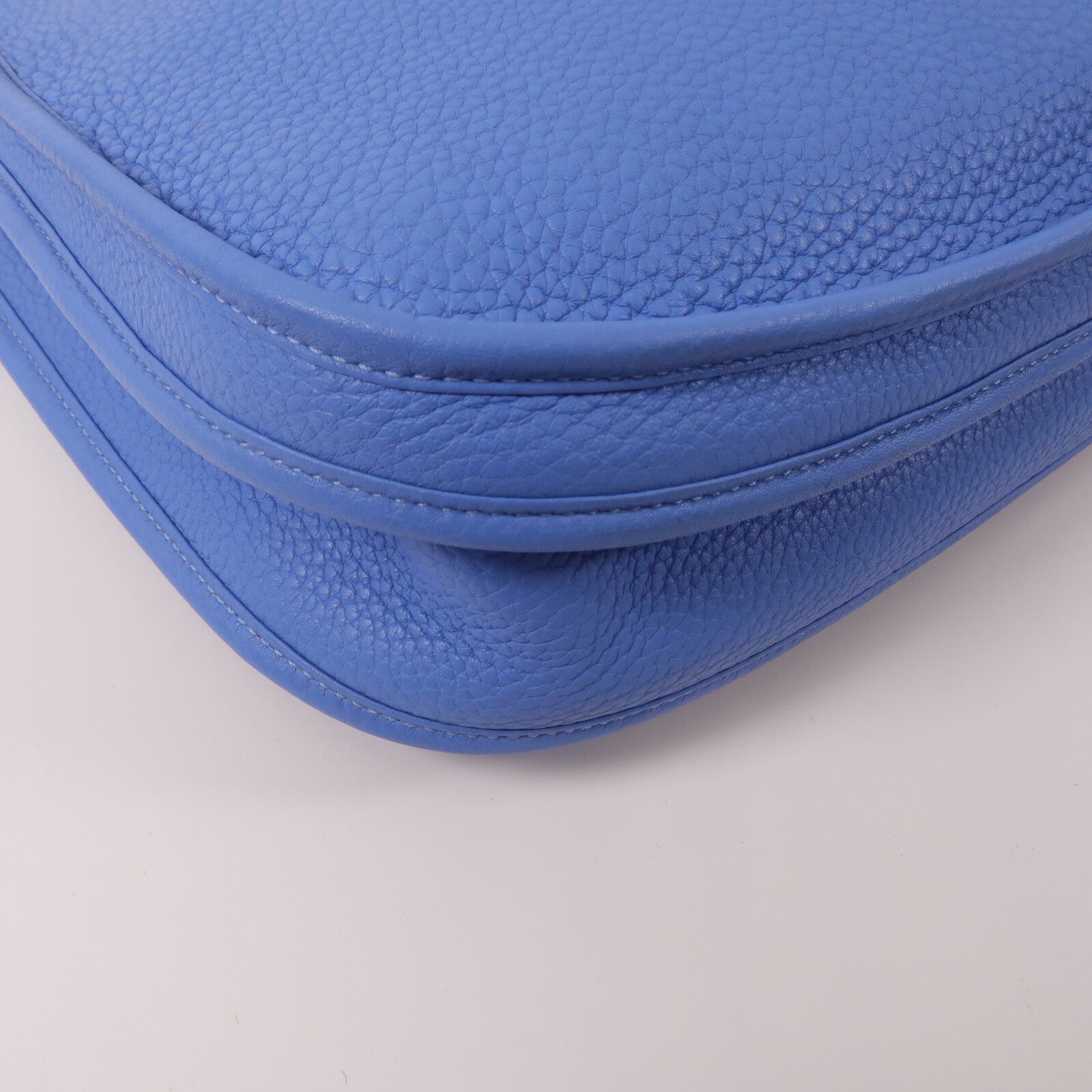 HERMES Clemence皮革Evelyne PM肩背袋Bleu Paradis
