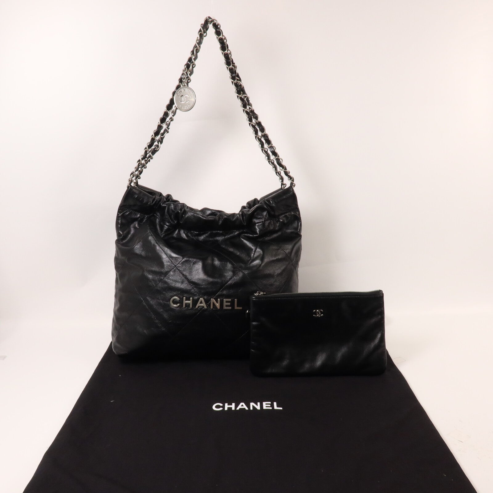CHANEL 牛皮皮革Chanel 22 Small鏈帶肩背袋