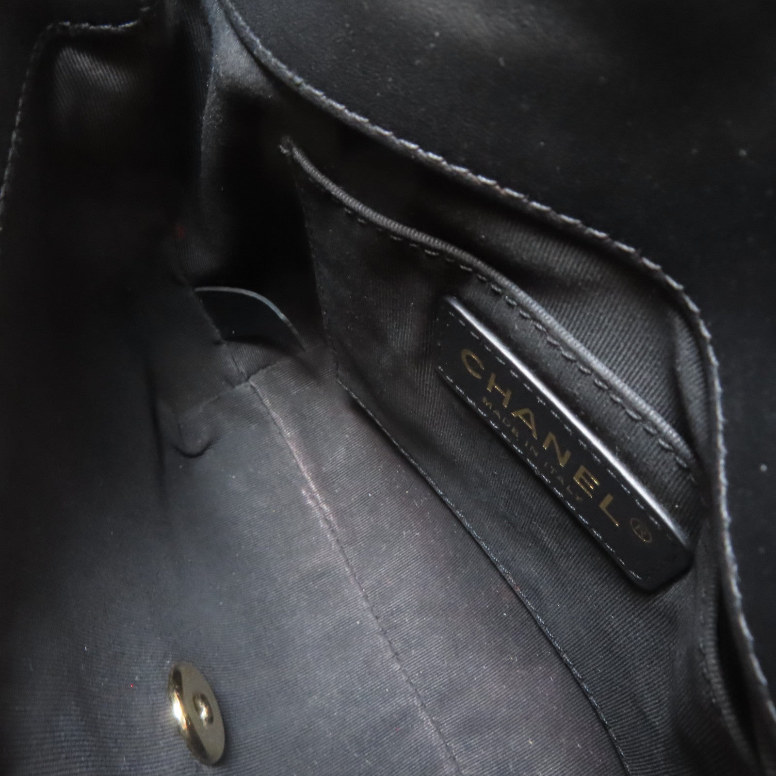 CHANEL 【激減優惠】菱格牛皮皮革Chain Shoulder金扣鏈帶肩背袋黑色