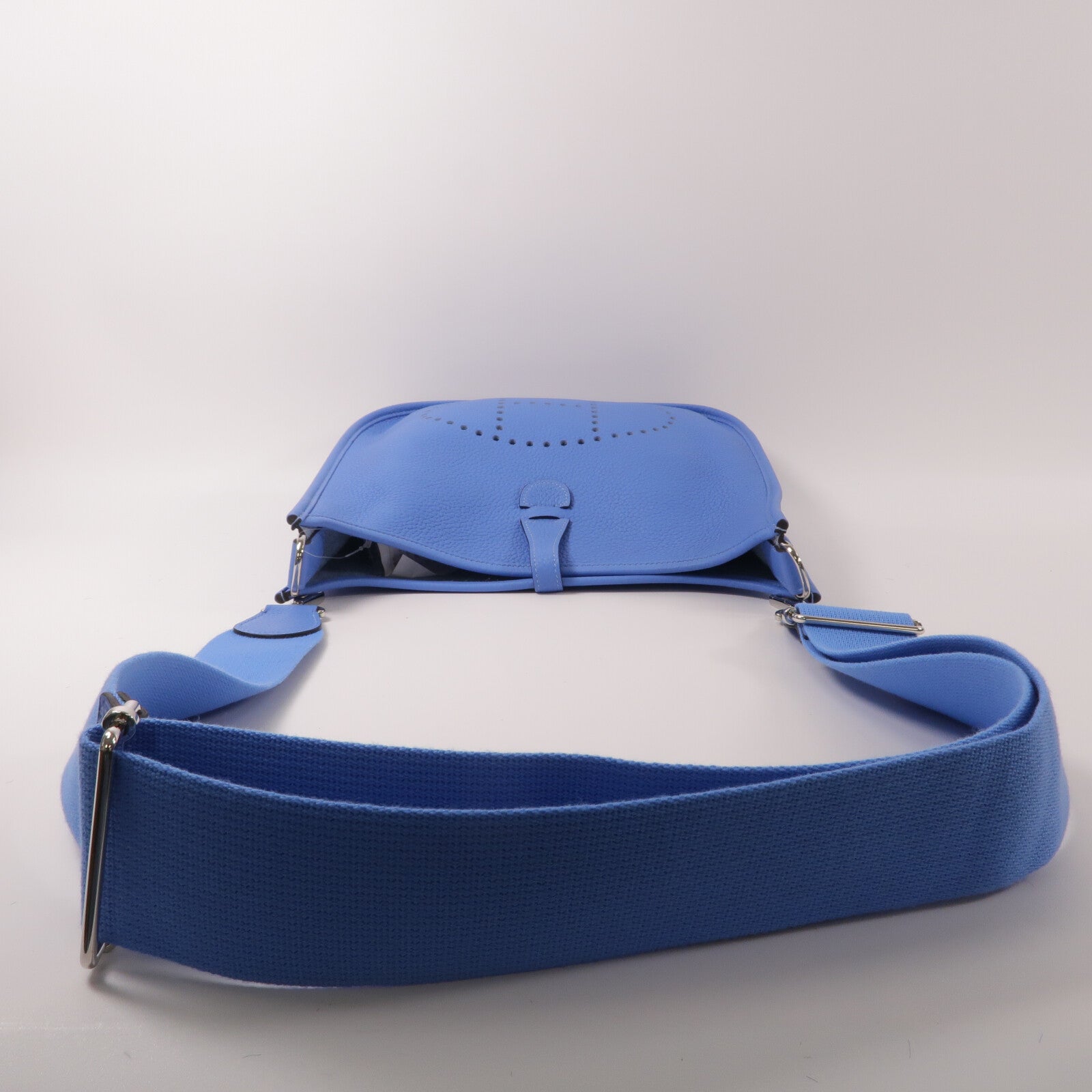 HERMES Clemence皮革Evelyne PM肩背袋Bleu Paradis