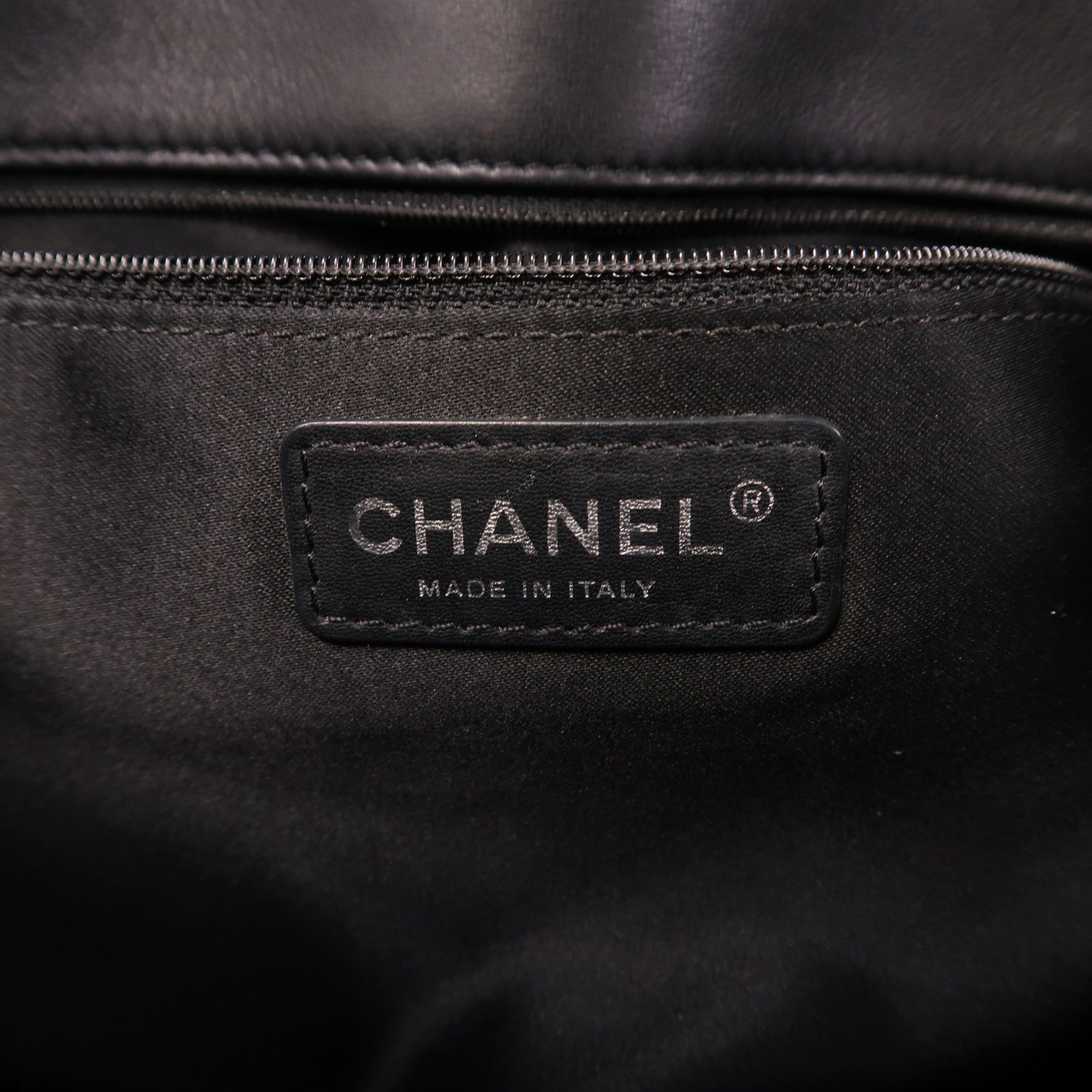 CHANEL 菱格羊皮皮革Chain Shoulder銀扣鏈帶肩背袋黑色