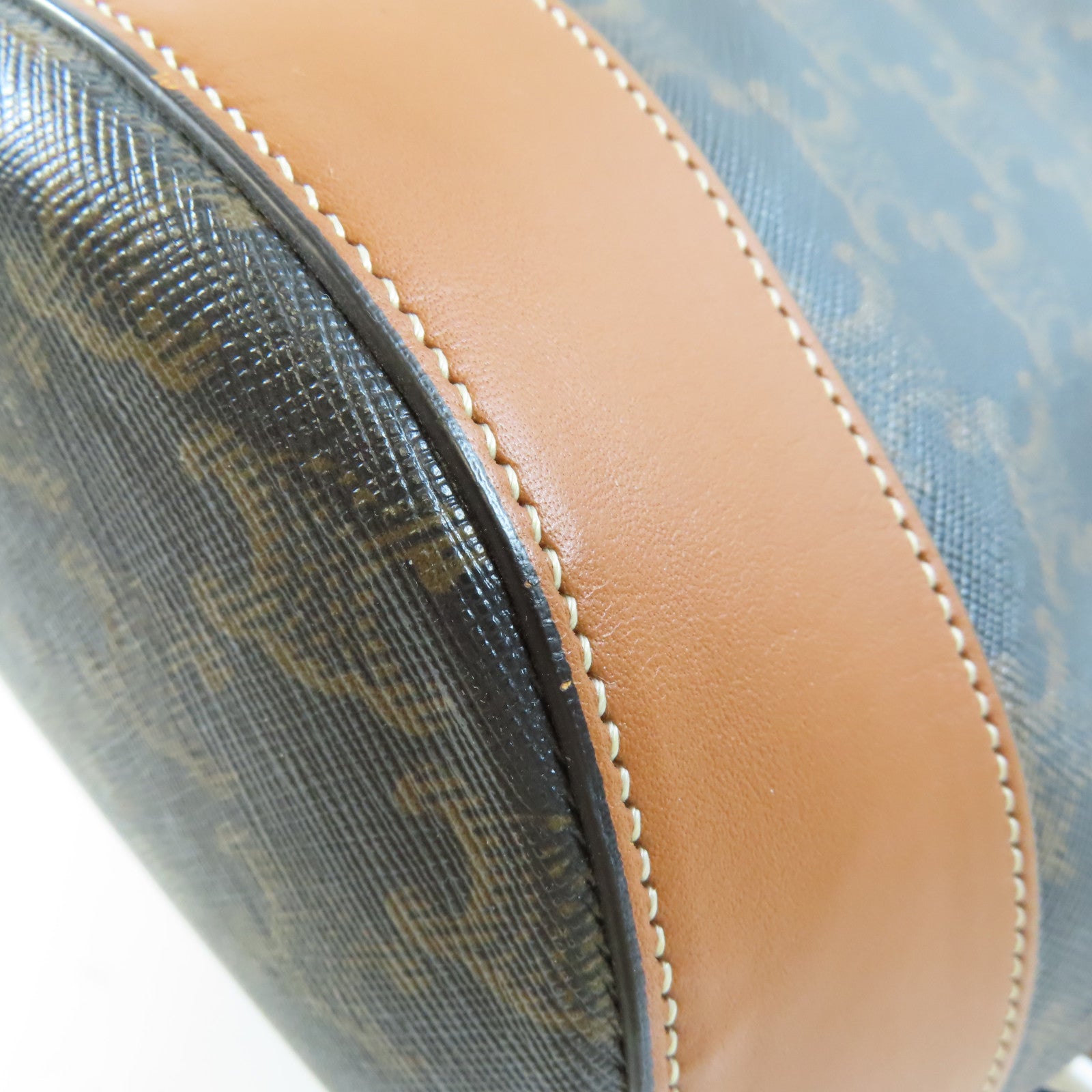 CELINE 塗層帆布Bucket Bag金扣肩背袋棕色