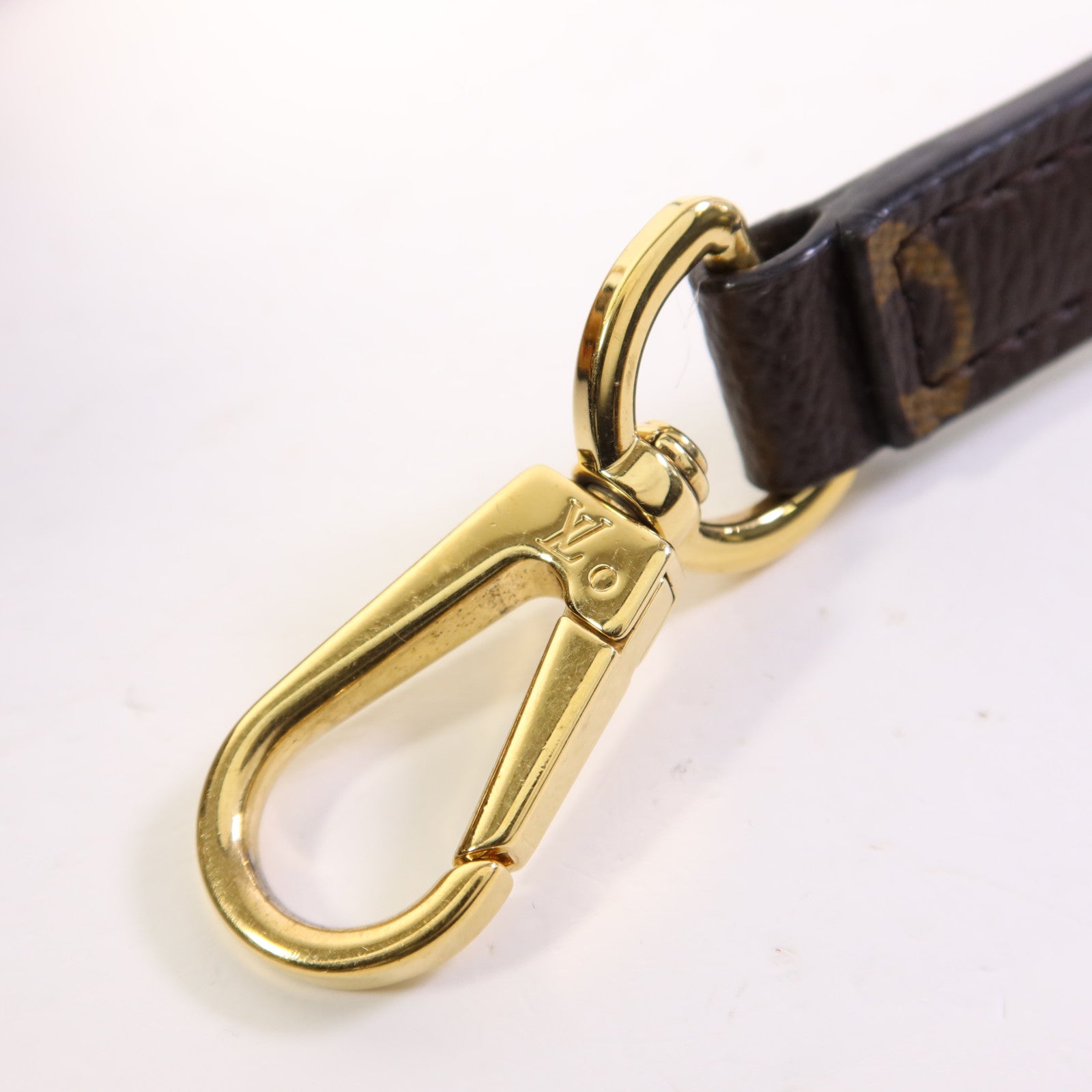 LOUIS VUITTON Monogram Montaigne MM金扣手挽肩背兩用袋