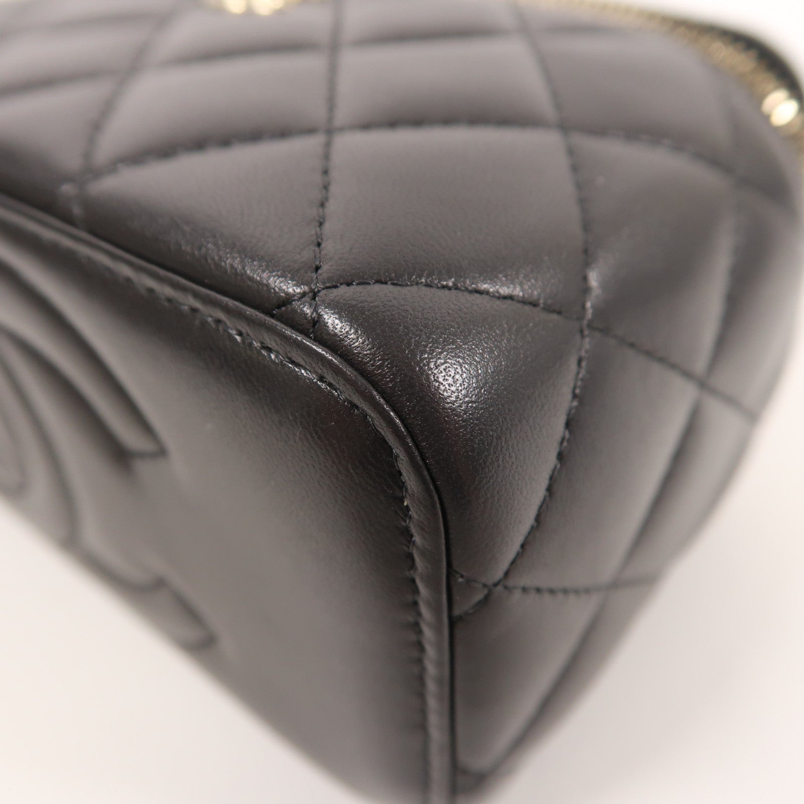 CHANEL 羊皮皮革Vanity Case金扣手挽肩背兩用袋