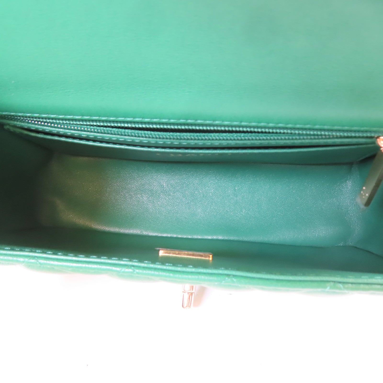 CHANEL 牛皮皮革Mini Flap Bag金扣手挽肩背兩用袋綠色