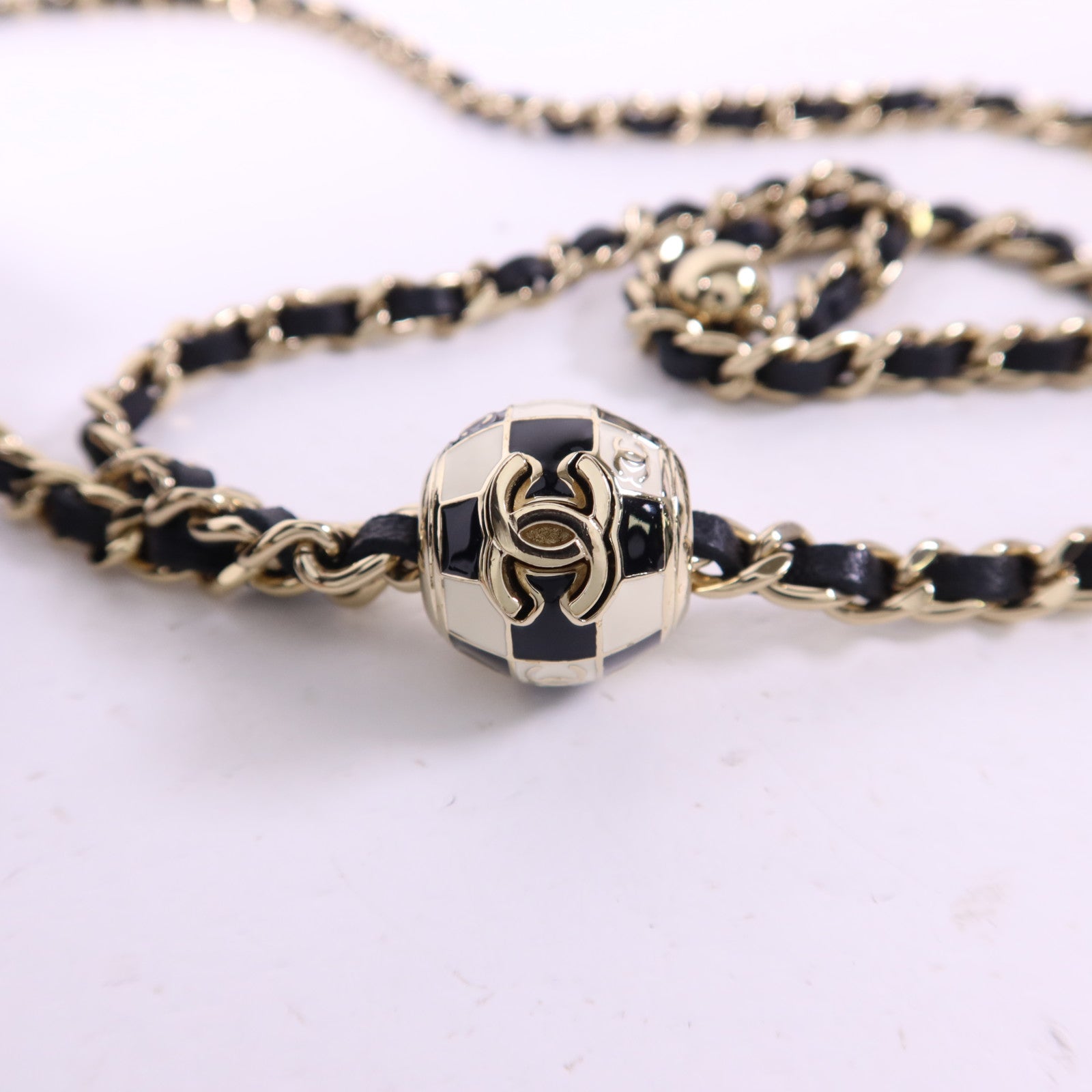 CHANEL 羊皮皮革WOC Wallet On Chain金扣鏈帶肩背袋