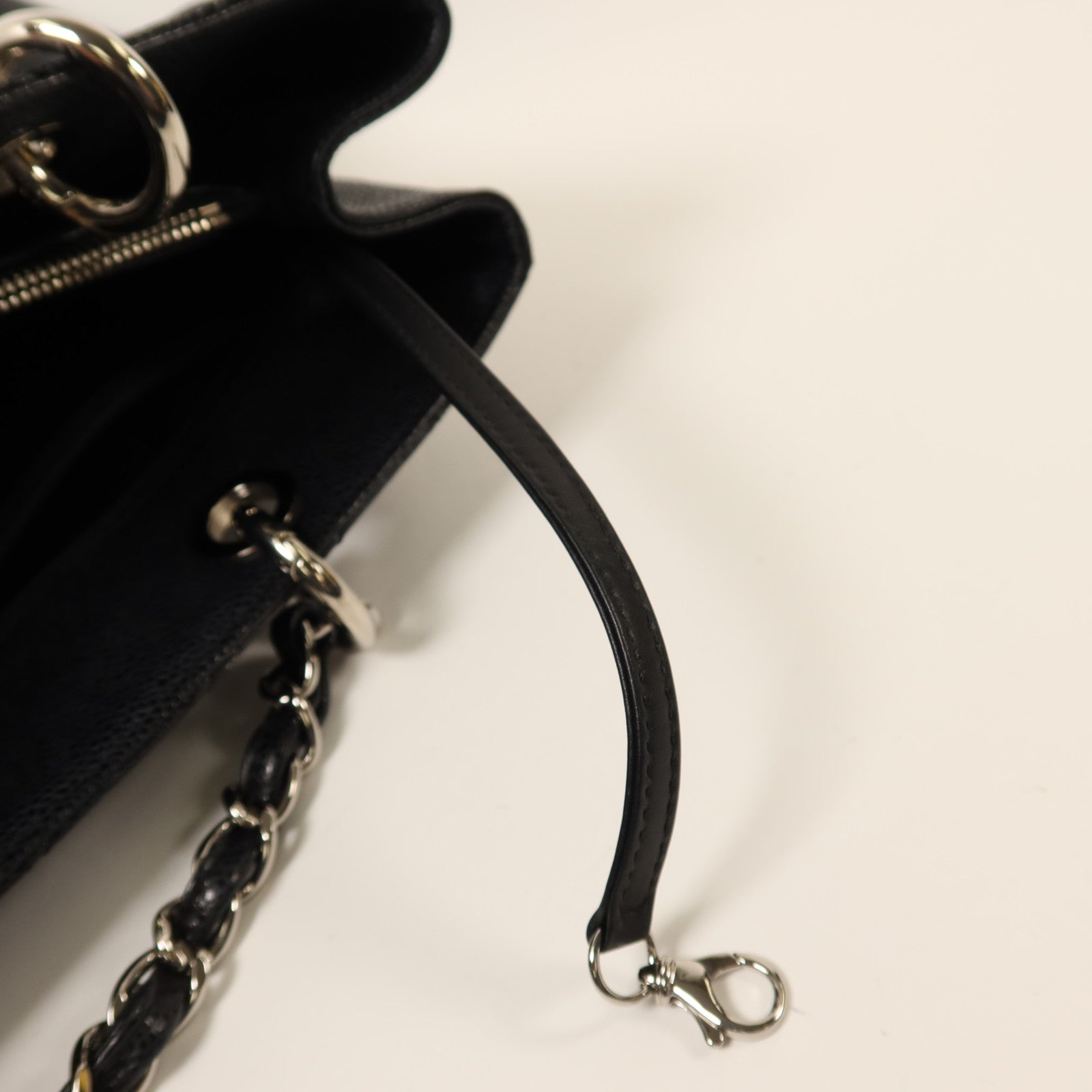 CHANEL 牛皮皮革GST Grand Shopping Tote Bag銀扣鏈帶肩背袋