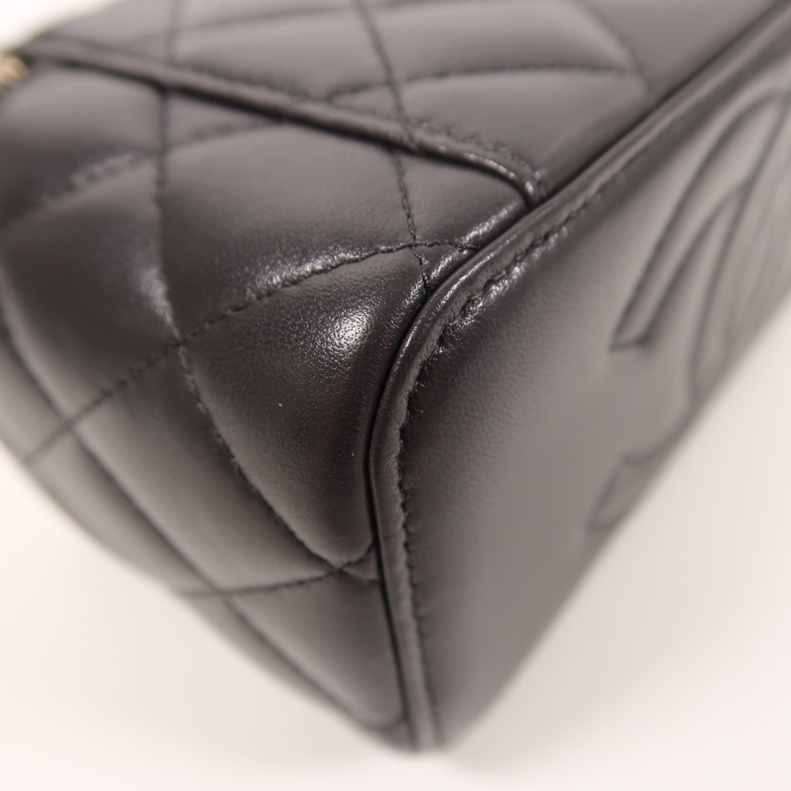 CHANEL 羊皮皮革Vanity Case金扣手挽肩背兩用袋