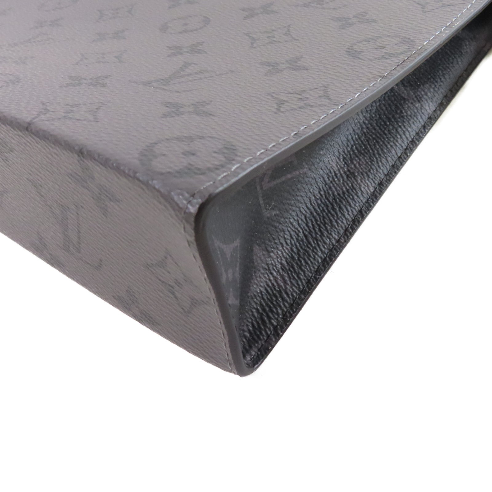 LOUIS VUITTON 【激減優惠】Monogram Eclipse Reverse Pochette Voyage MM Clutch銀扣手拿包碳灰色/黑色