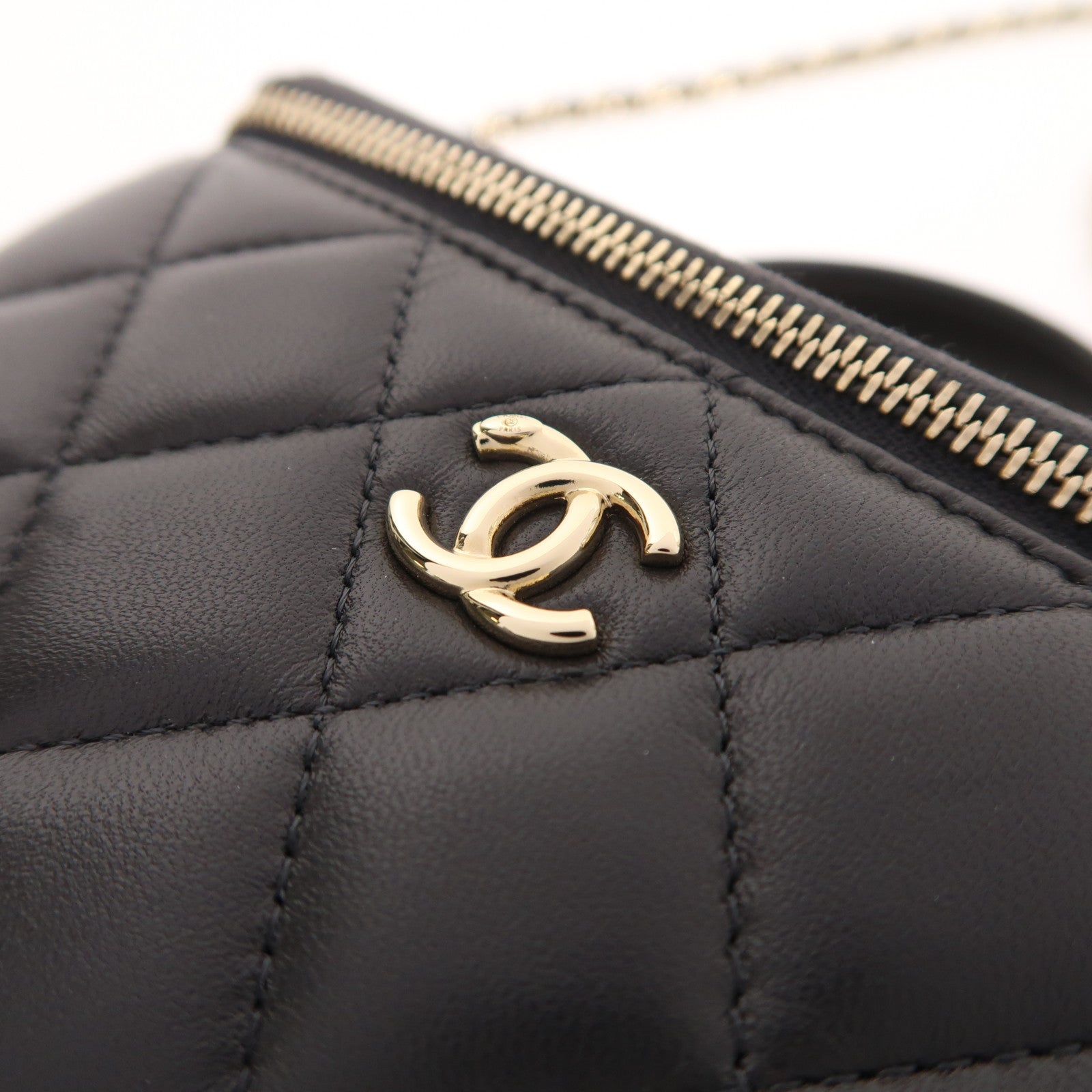 CHANEL 羊皮皮革Vanity Case金扣手挽肩背兩用袋