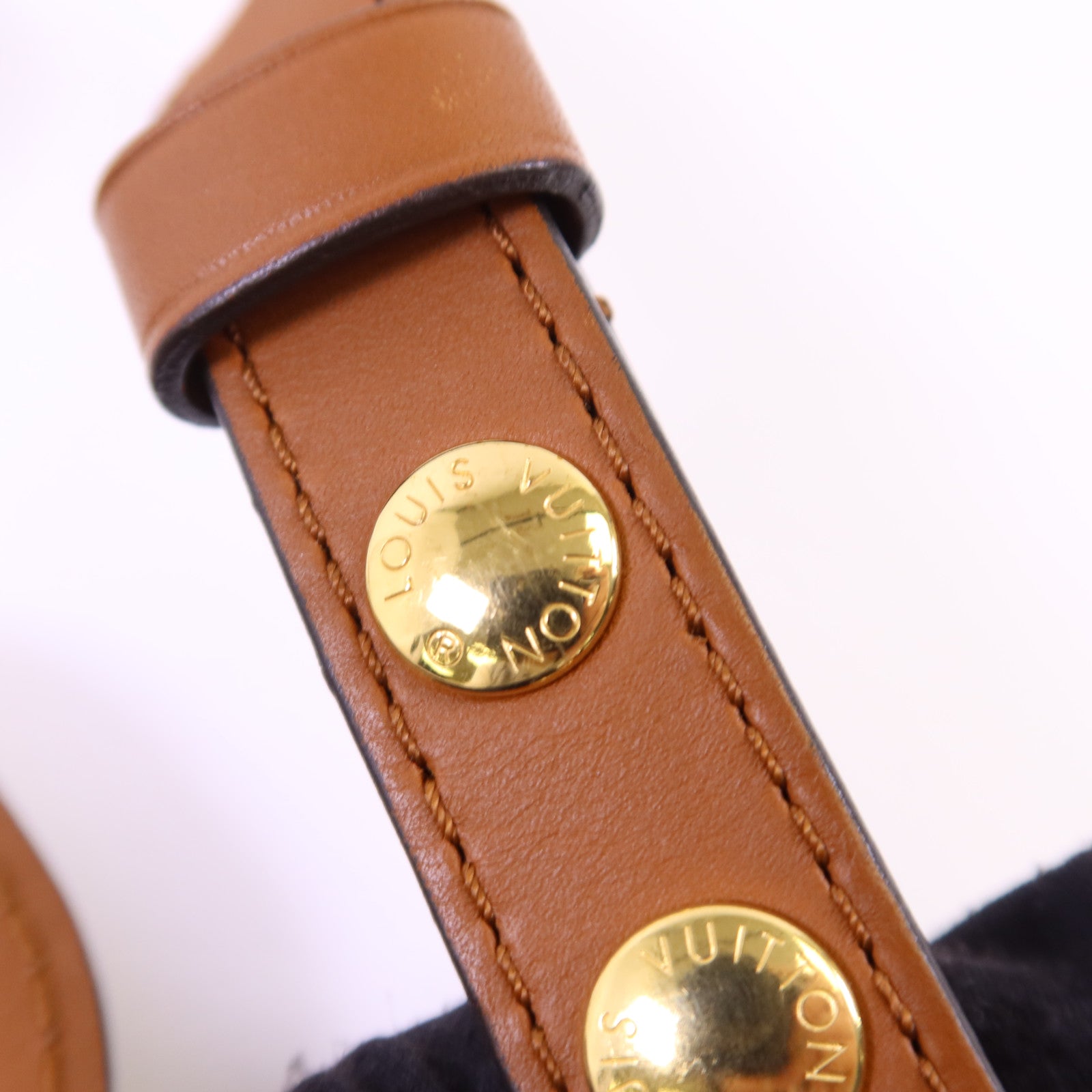 LOUIS VUITTON Monogram Reverse Mini Dauphine金扣肩背袋