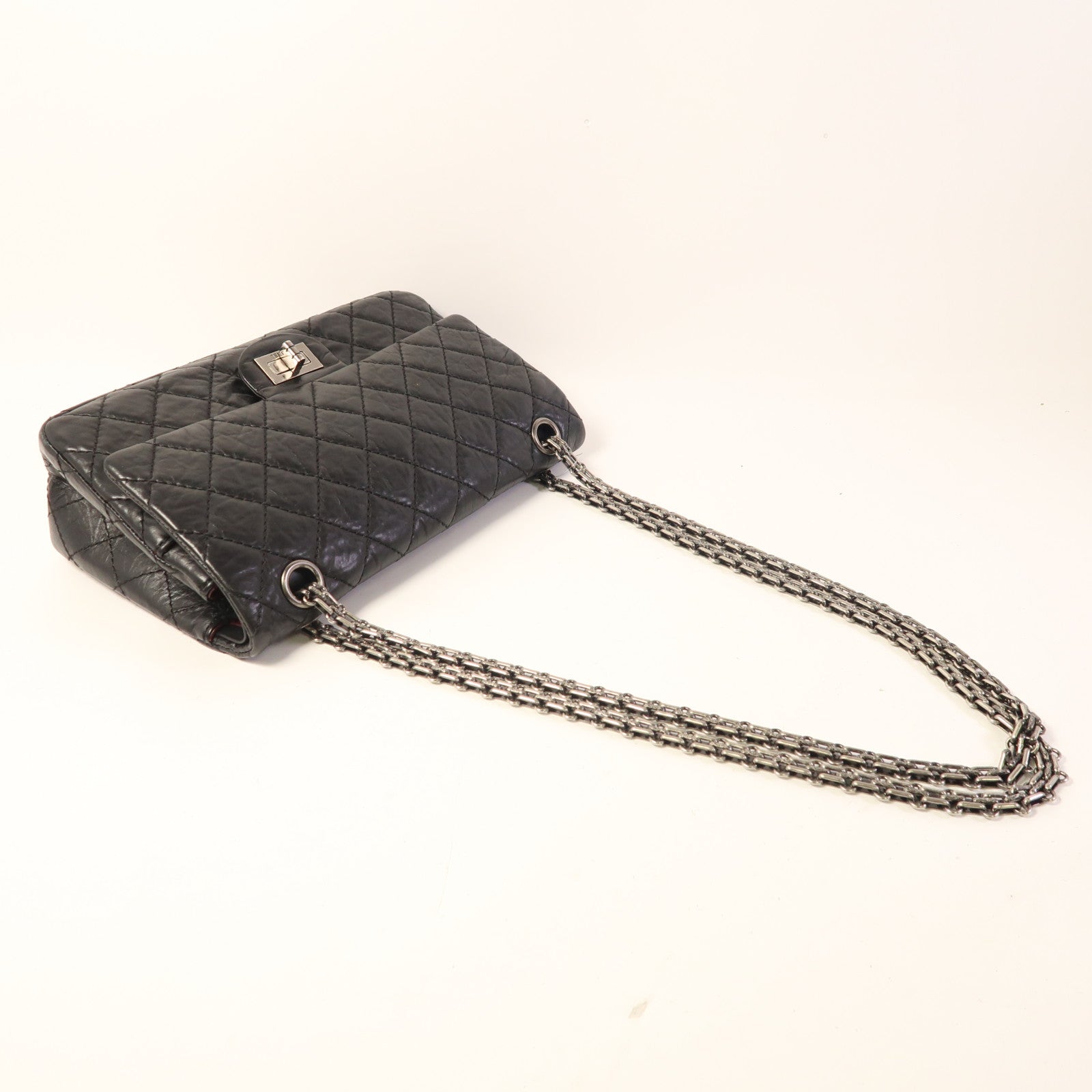 CHANEL 牛皮皮革2.55銀扣鏈帶肩背袋