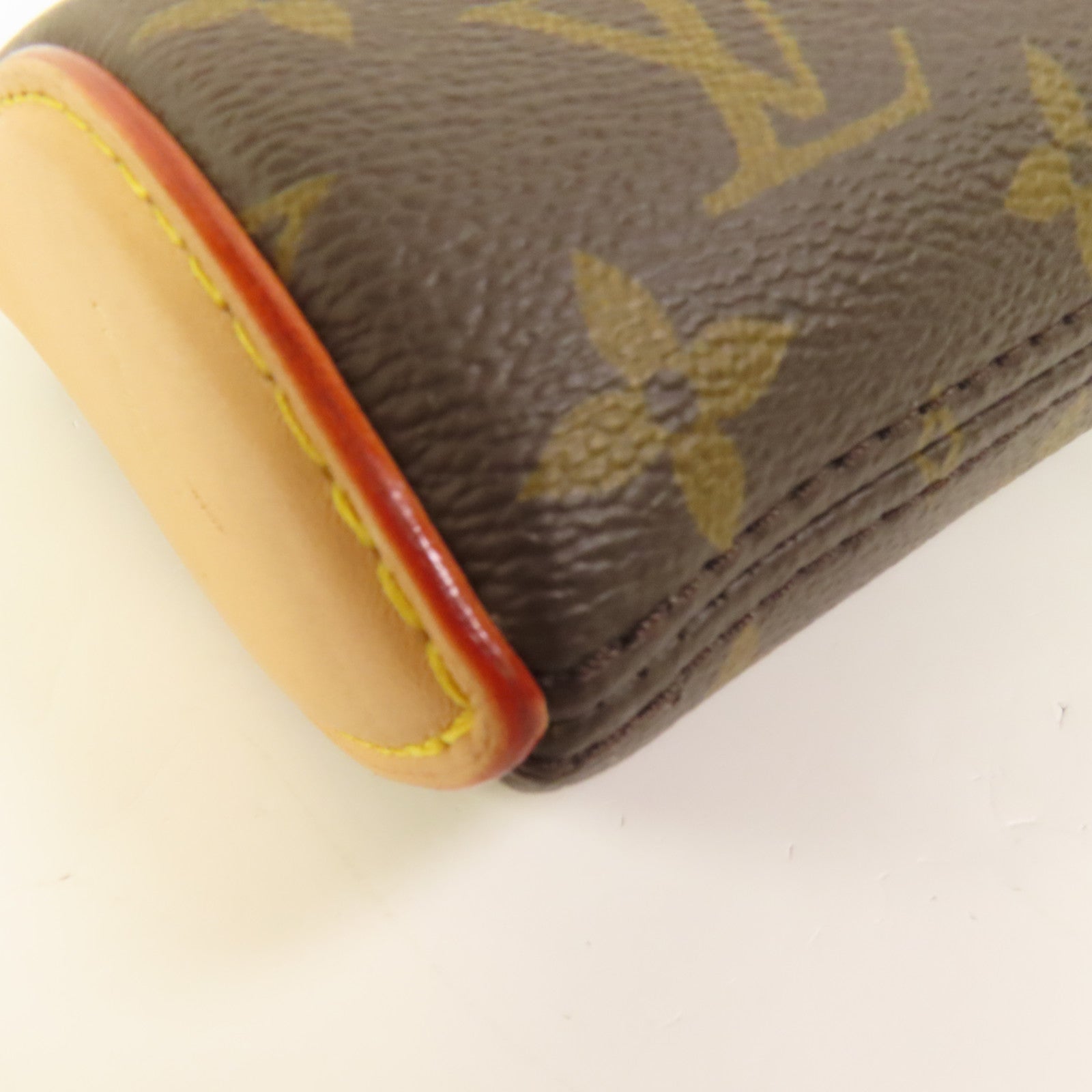 LOUIS VUITTON Monogram Pochette Tirette金扣手挽肩背兩用袋