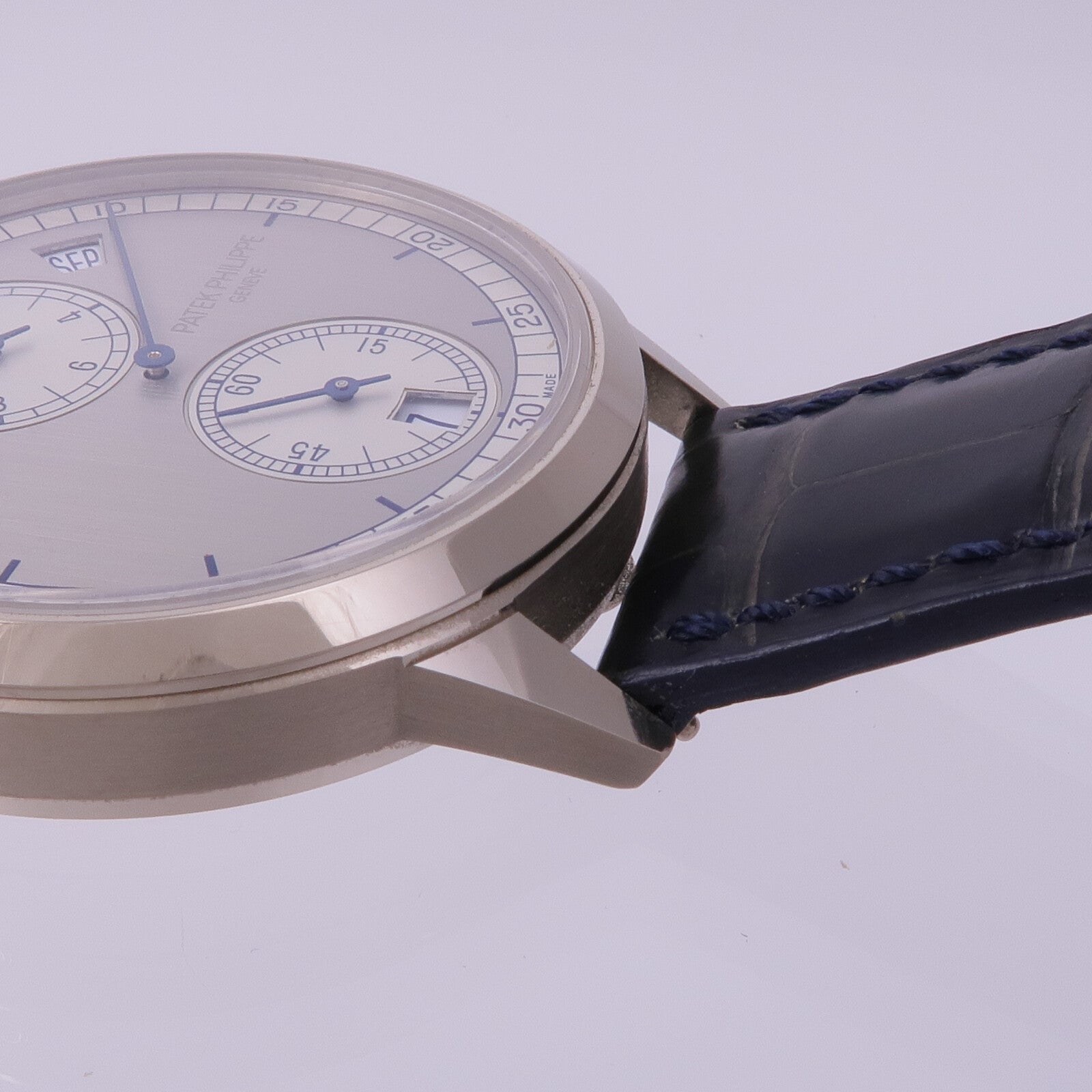 PATEK PHILIPPE Annual Calendar Regulator 5235G-001