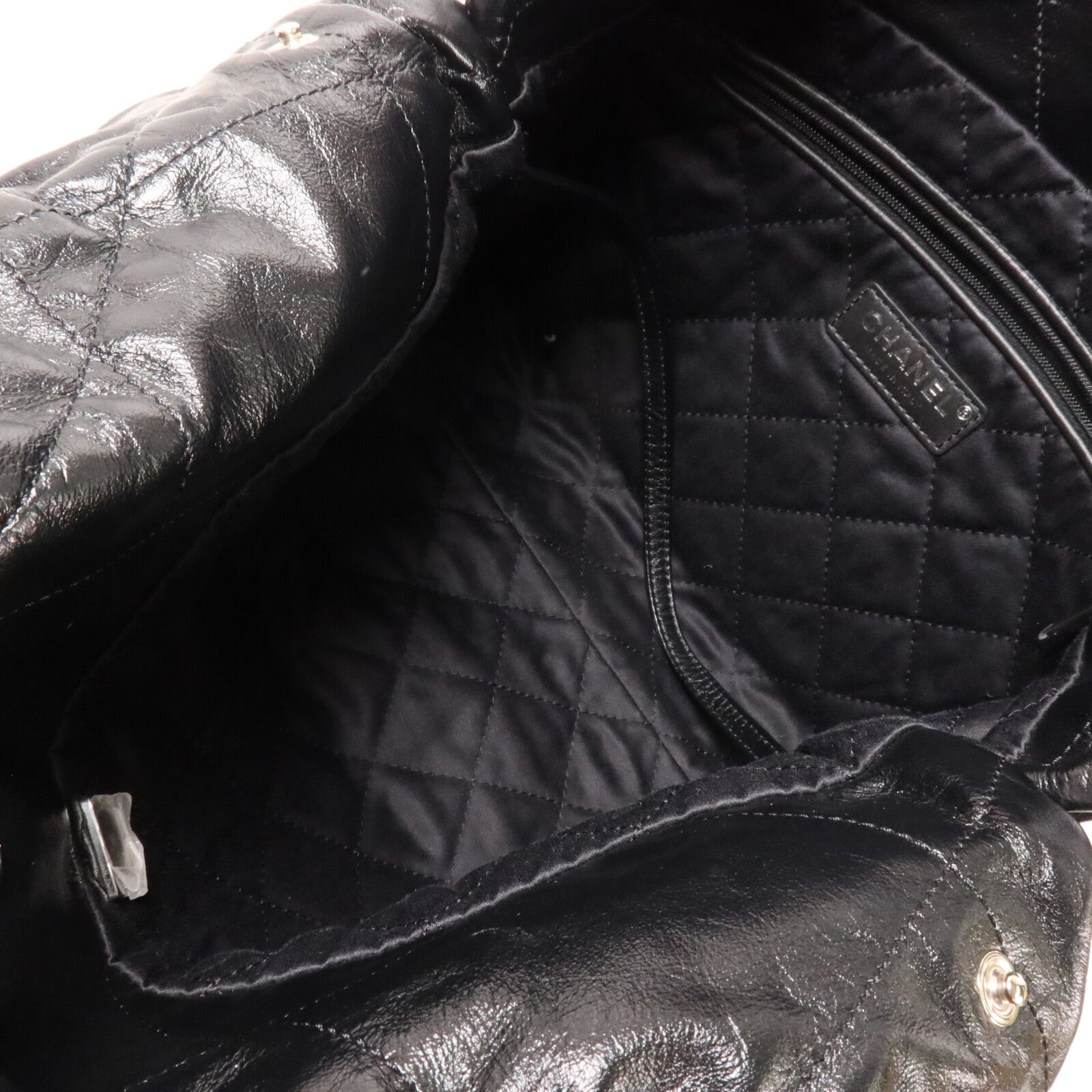 CHANEL 牛皮皮革Chanel 22 Small鏈帶肩背袋