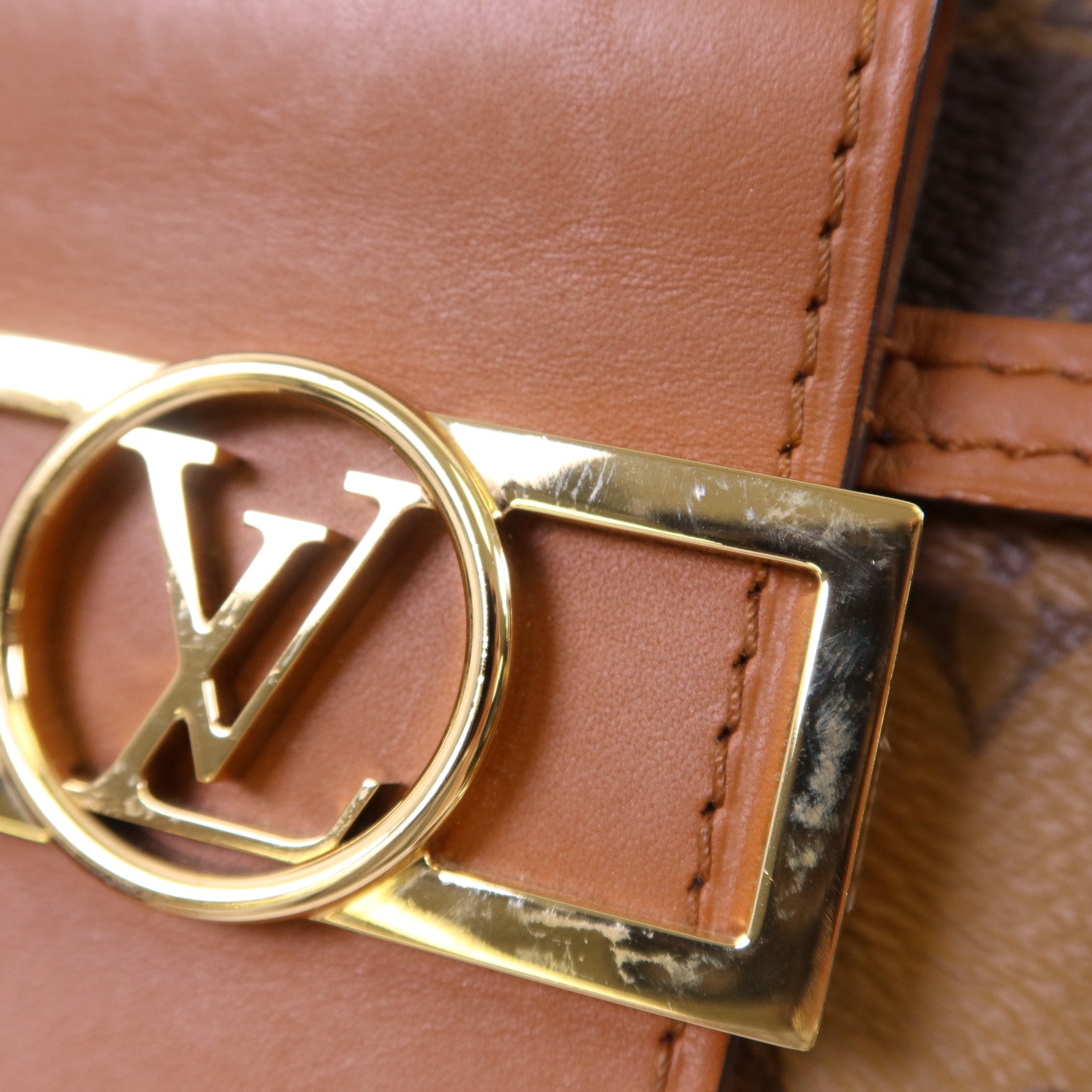 LOUIS VUITTON Monogram Reverse Mini Dauphine金扣肩背袋