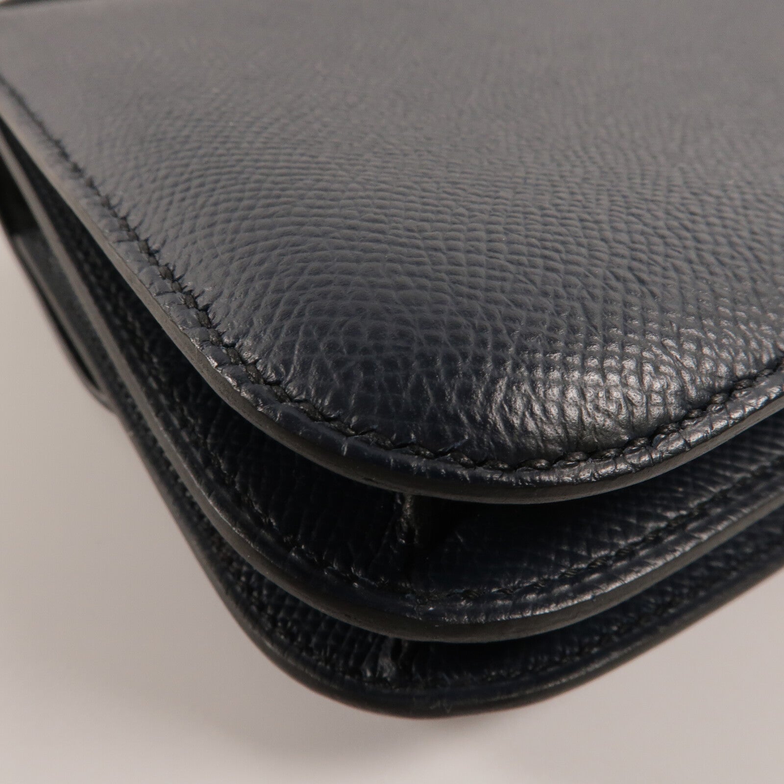 HERMES Epsom皮革Constance Mini肩背袋Bleu Indigo