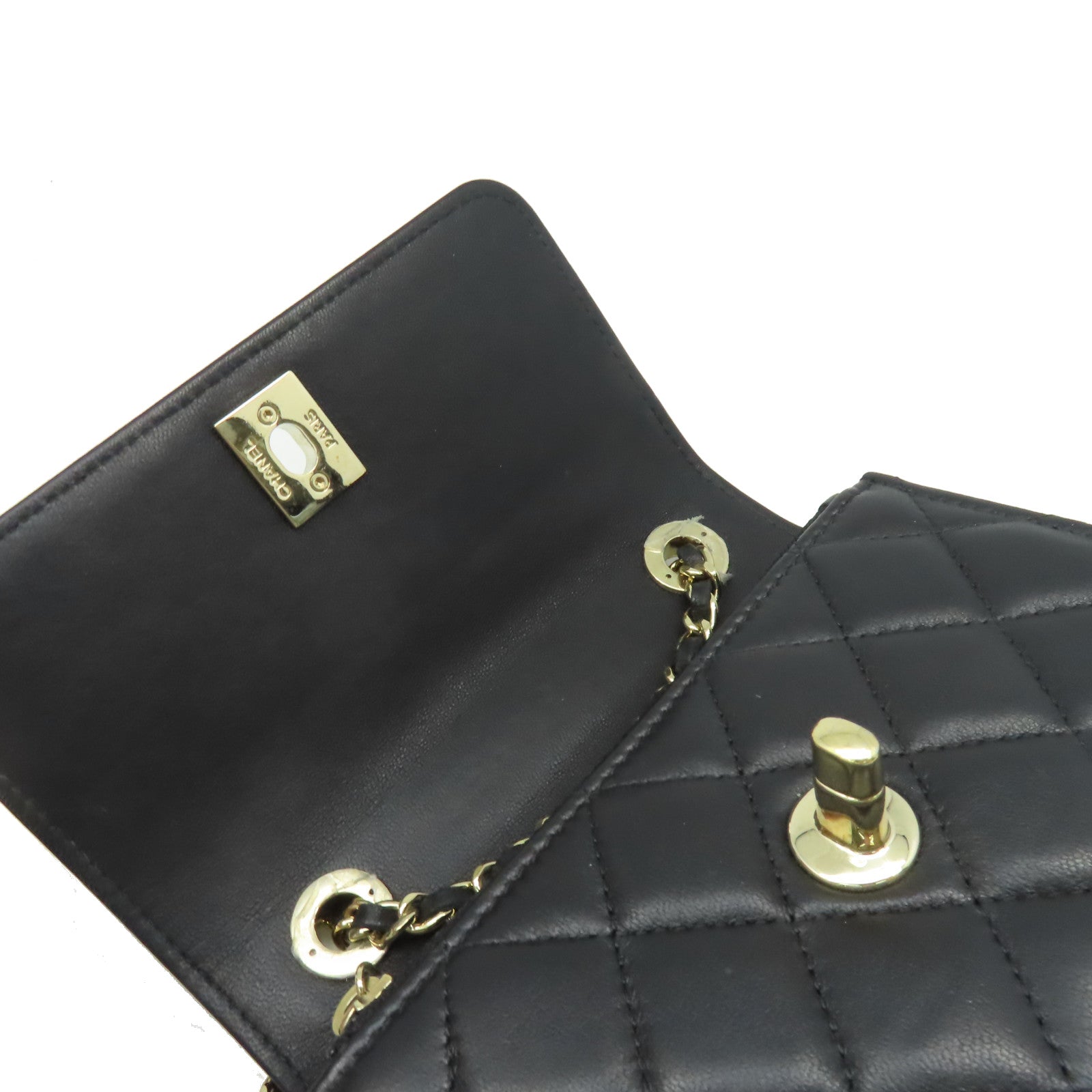CHANEL 菱格羊皮皮革Trendy WOC Wallet On Chain金扣鏈帶肩背袋黑色
