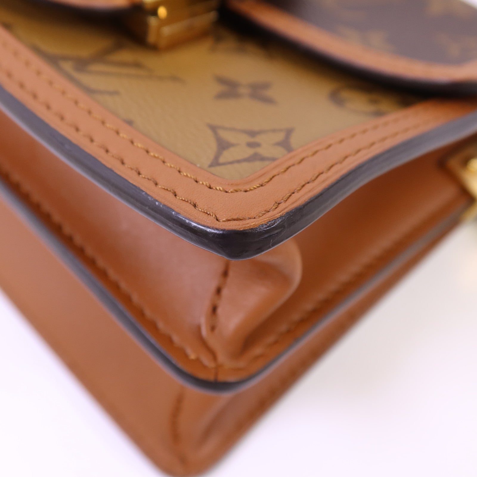 LOUIS VUITTON Monogram Reverse Mini Dauphine金扣肩背袋