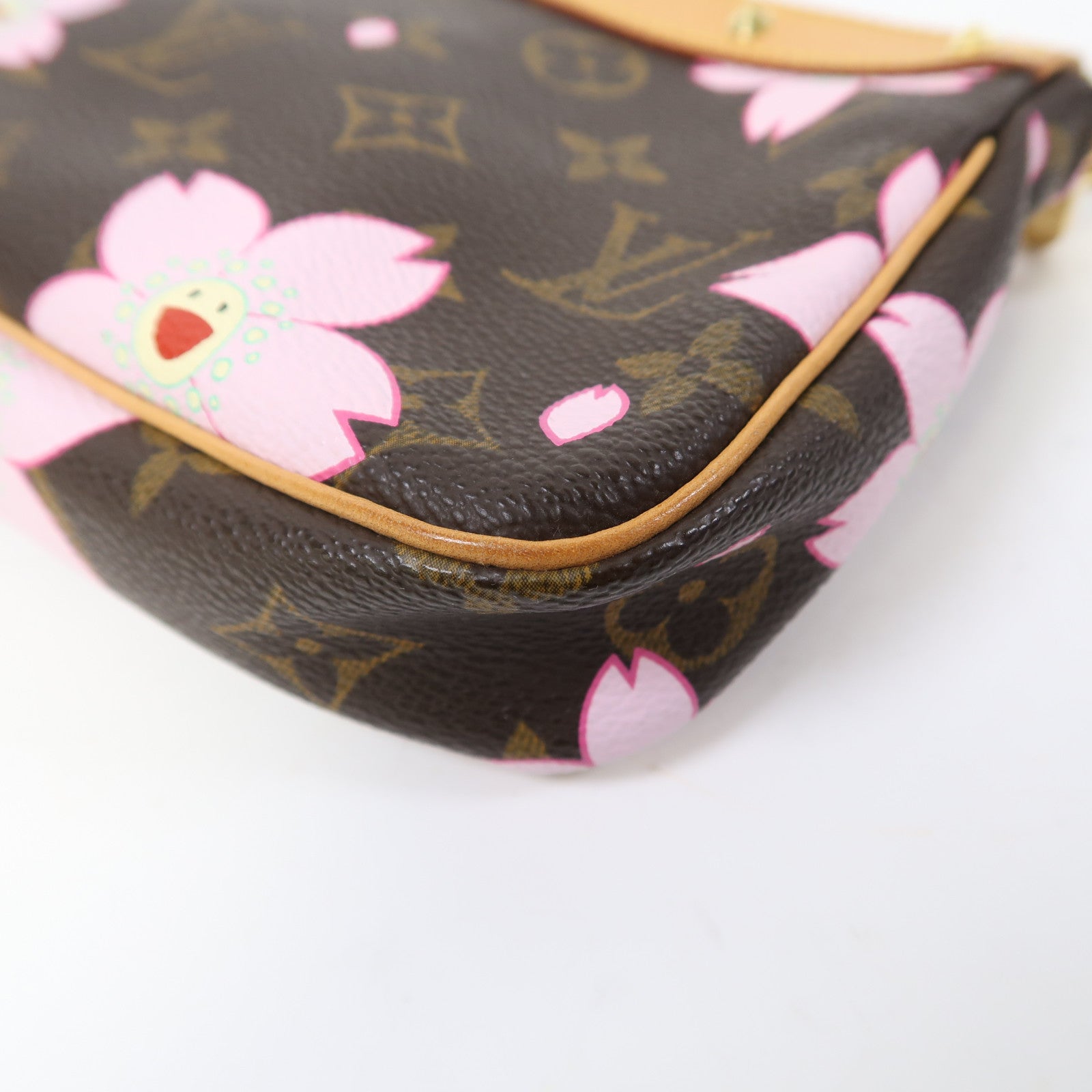 LOUIS VUITTON Monogram Cherry Blossom Pochette金扣肩背袋啡色