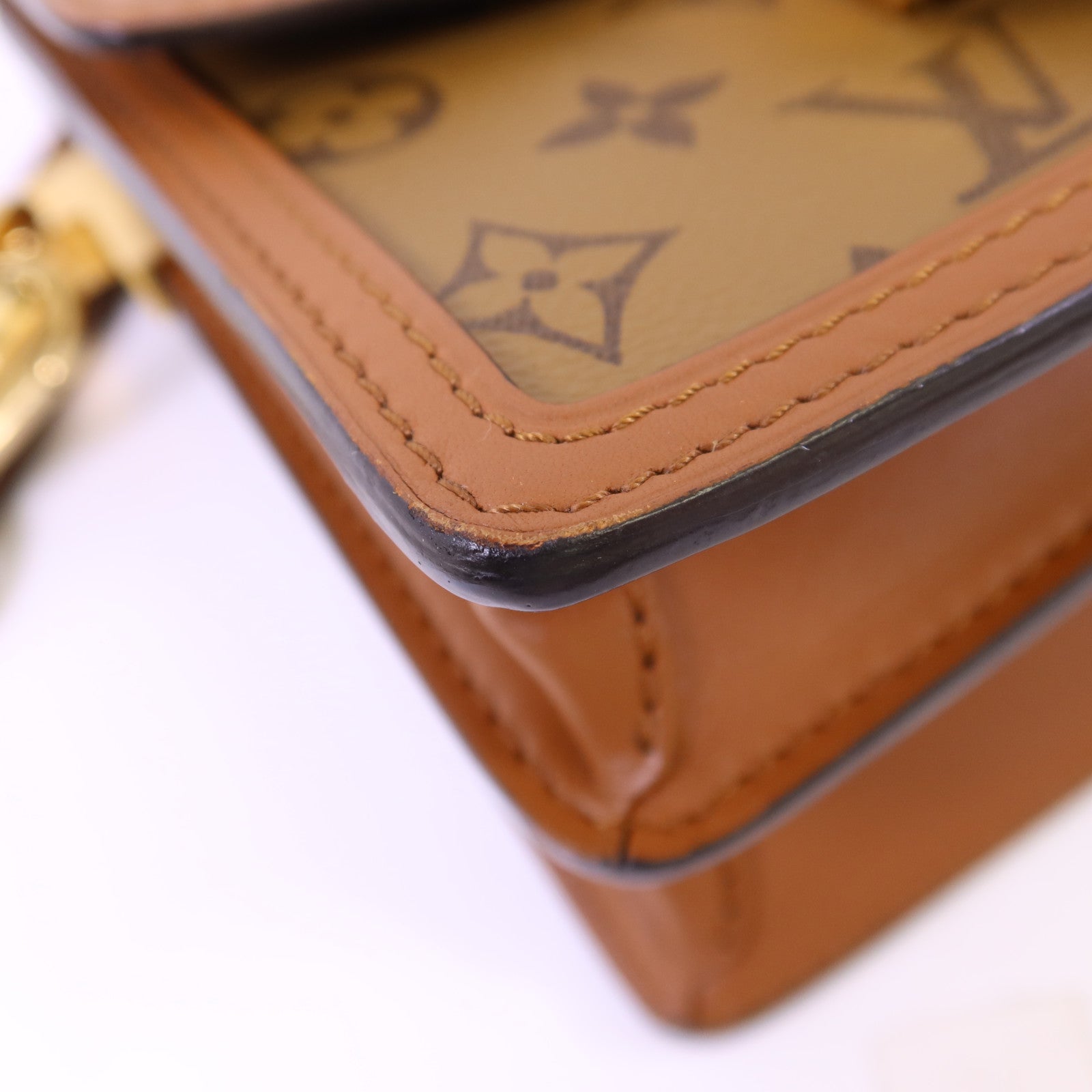 LOUIS VUITTON Monogram Reverse Mini Dauphine金扣肩背袋