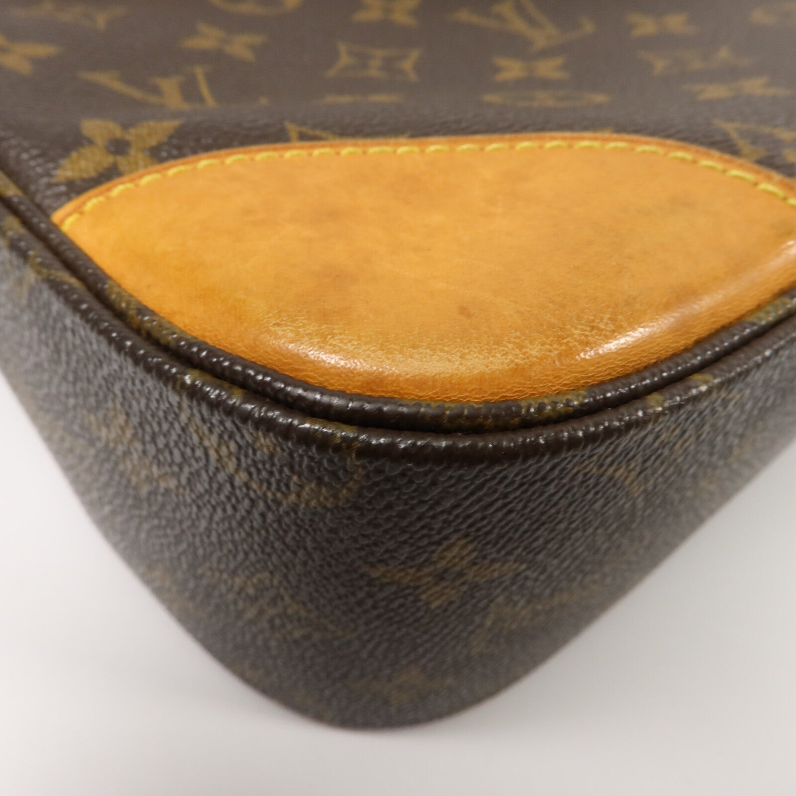 LOUIS VUITTON Monogram Boulogne肩背袋