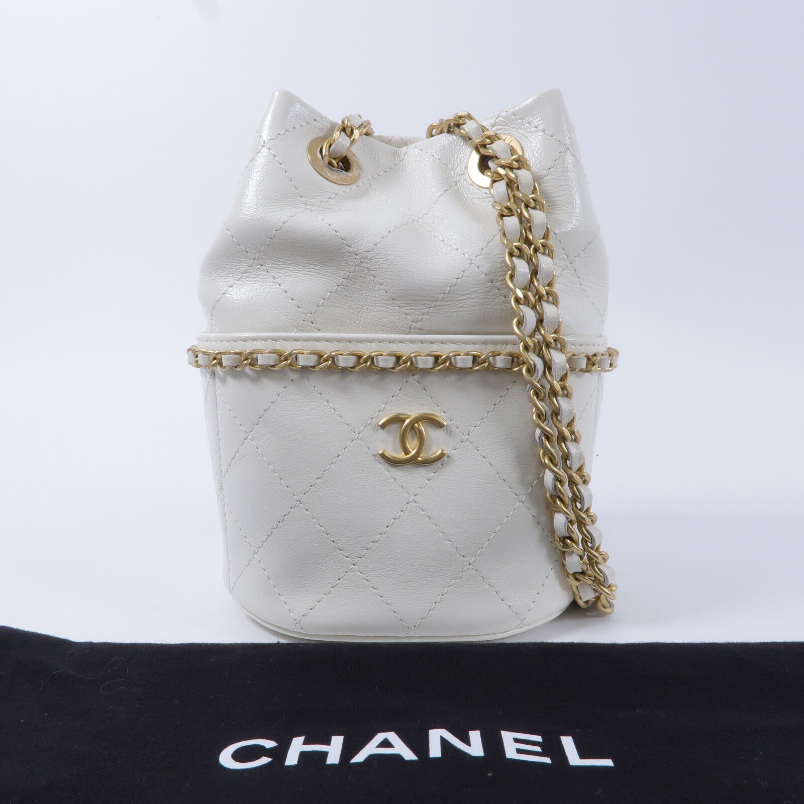 CHANEL 羊皮皮革Mini Bucket Bag鏈帶肩背袋
